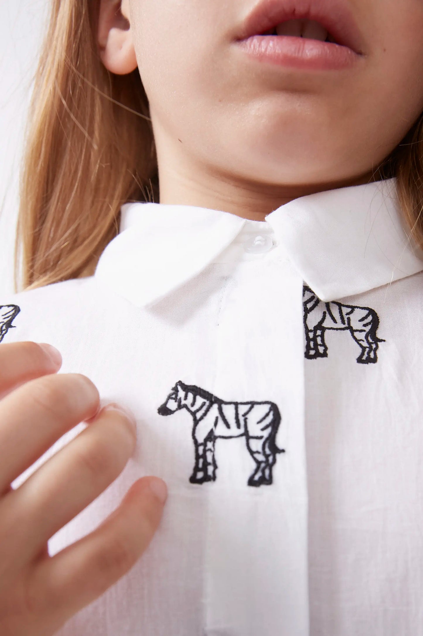 White embroidered zebra girl's shirt