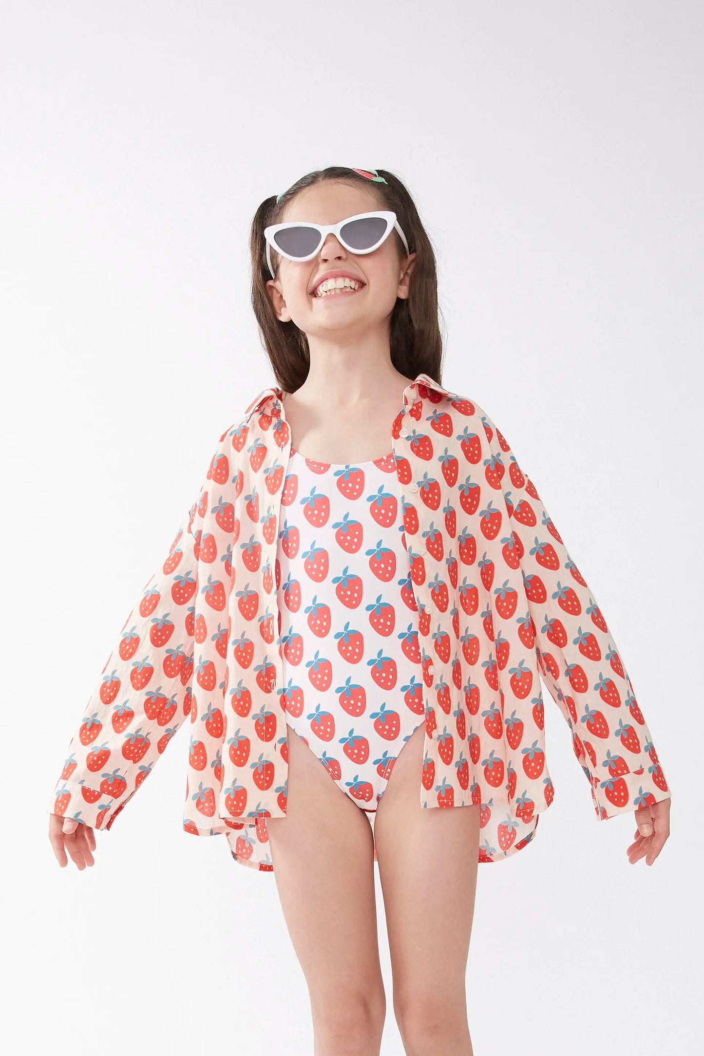 Strawberry Beach print unisex shirt