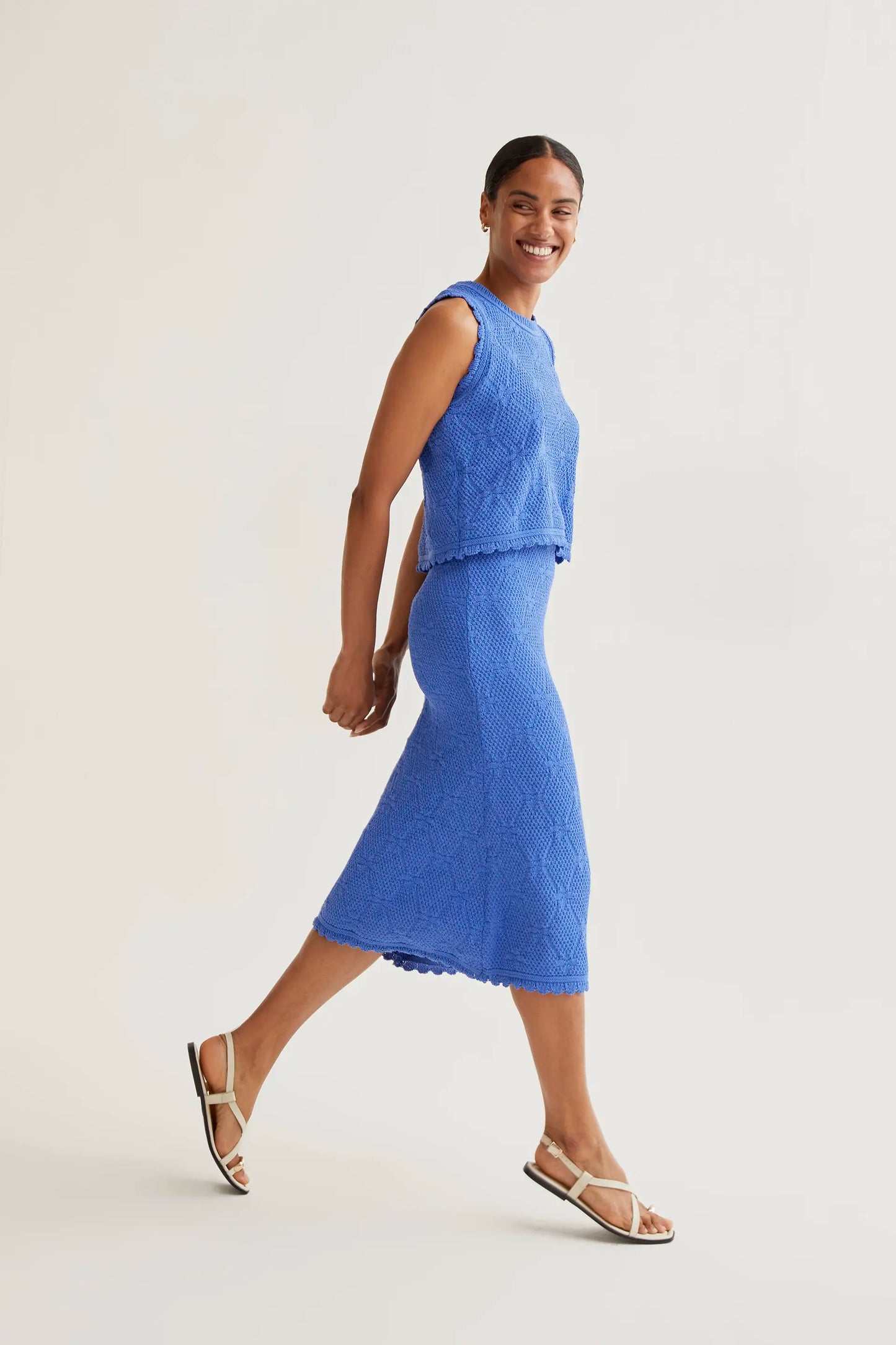 Falda midi con bordado encadenado azul