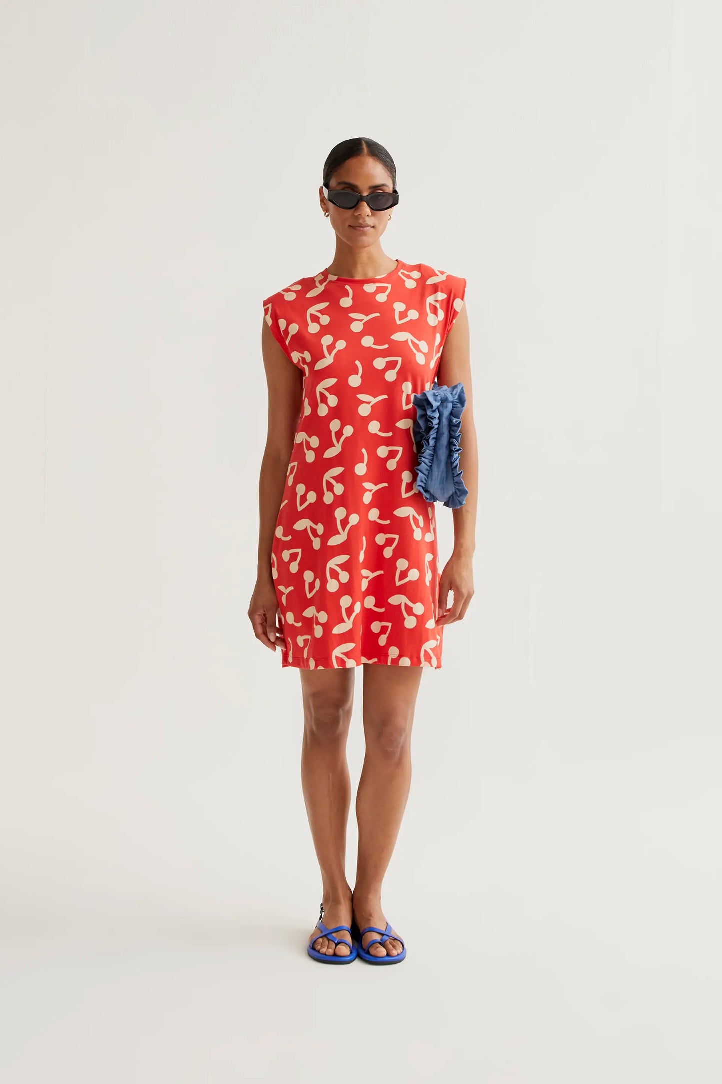 Vestido corto con estampado Red Guinda