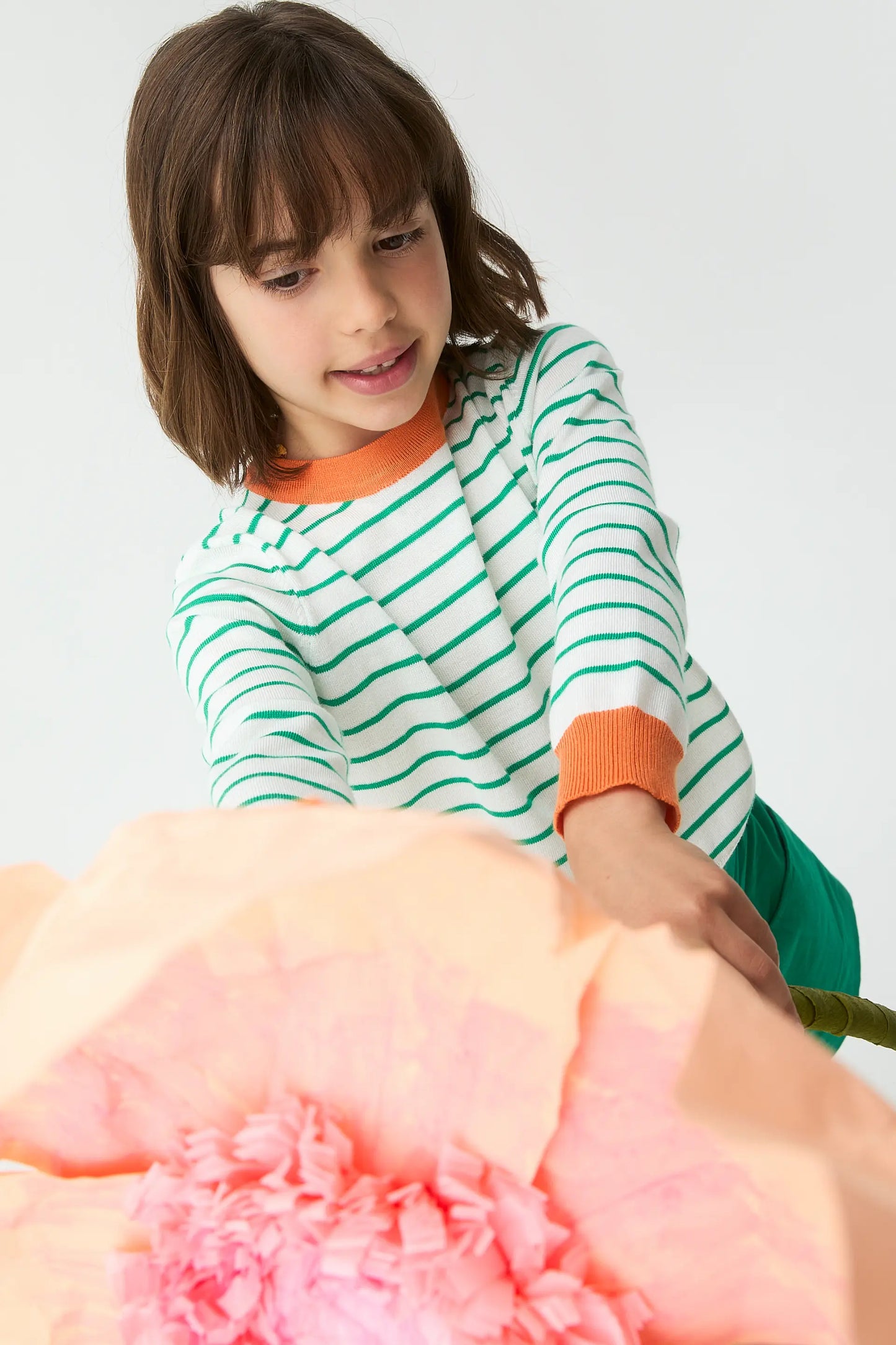 Maglione da bambina con colletto arancione