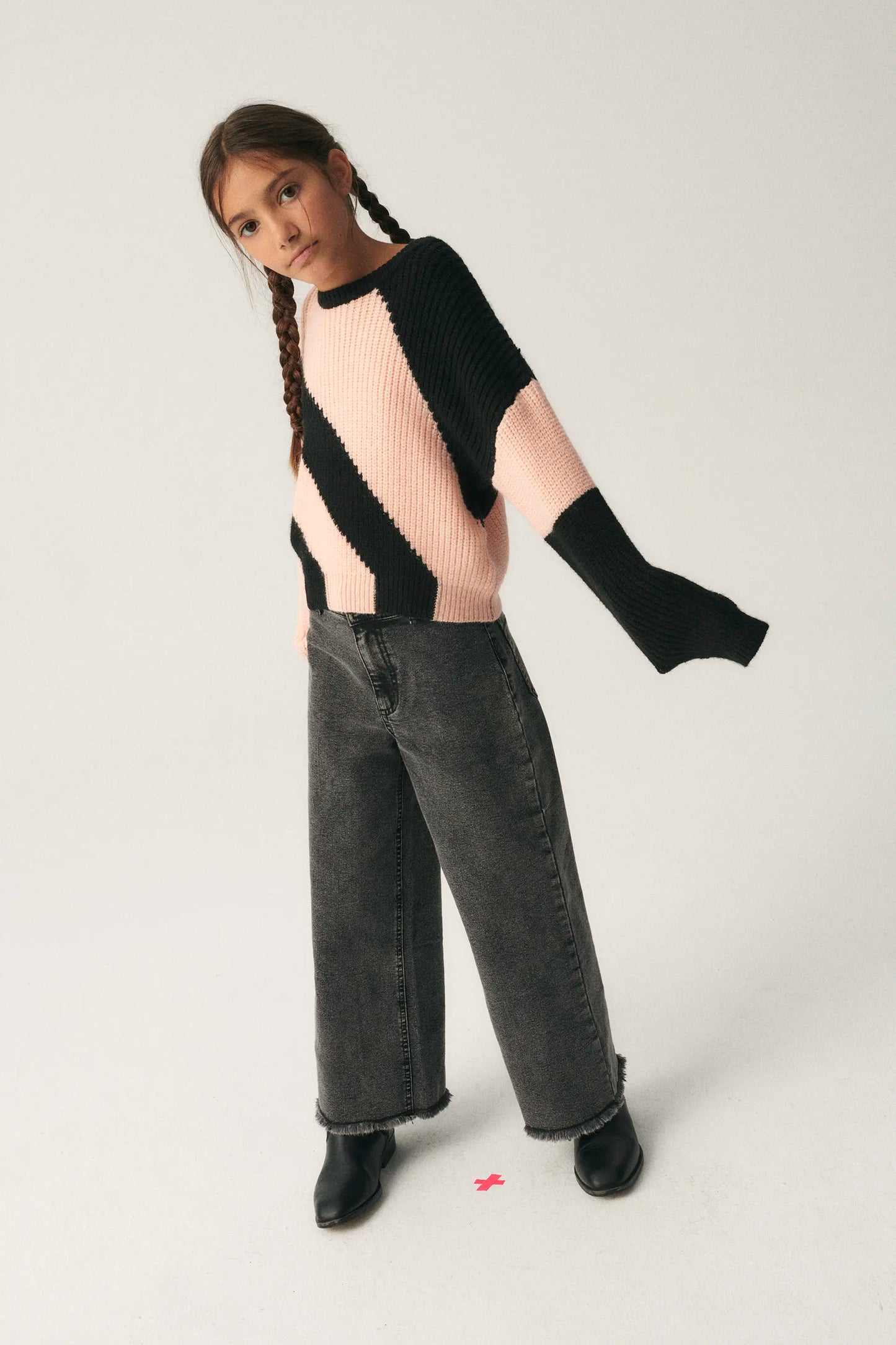 Unisex two-tone oversized knit sweater