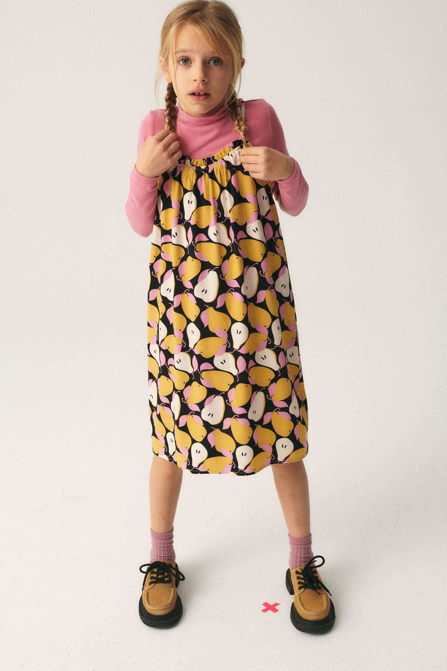 Vestido midi de niña con estampado de peras