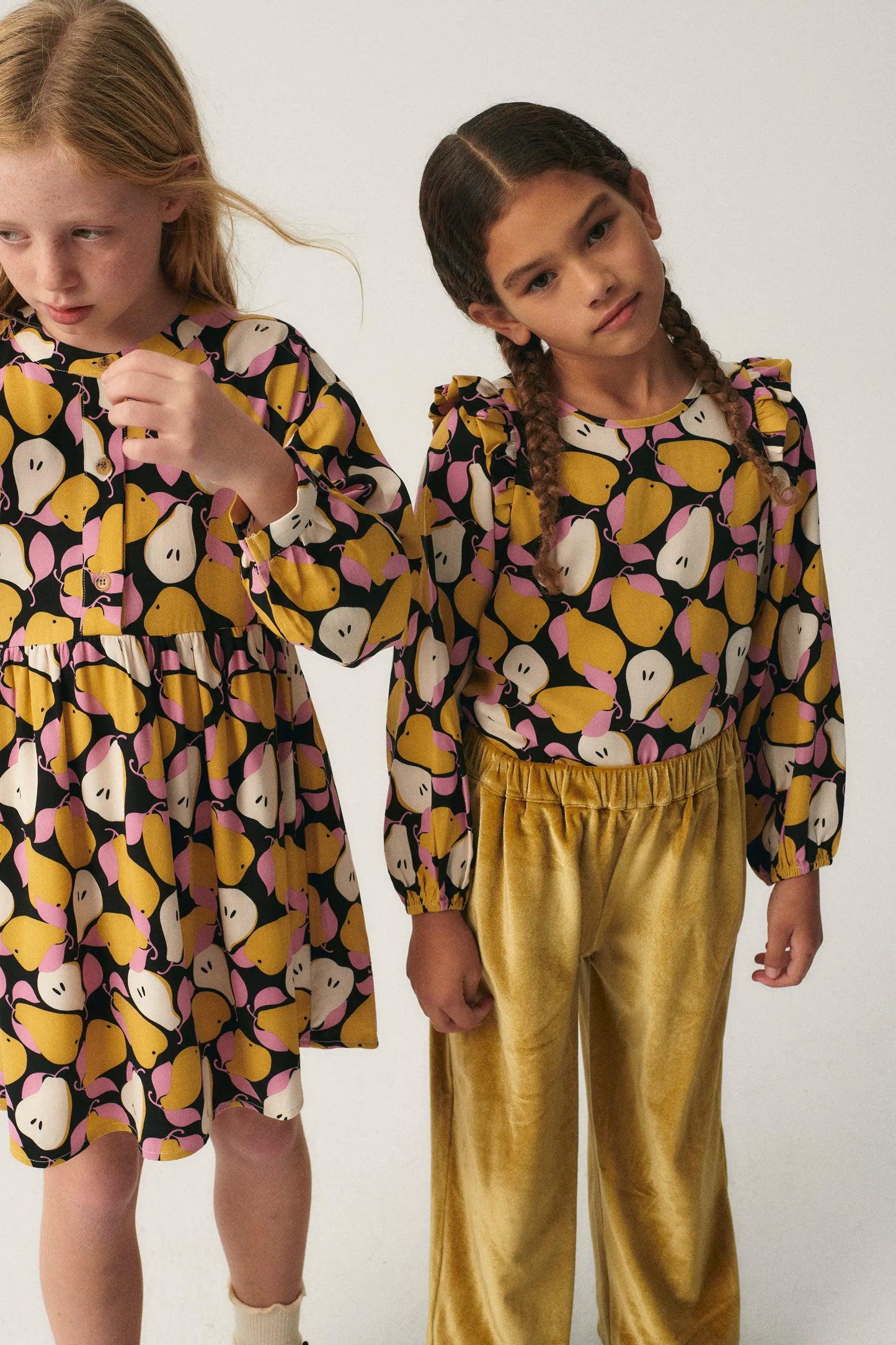 Girl's top with ruffles and pear print