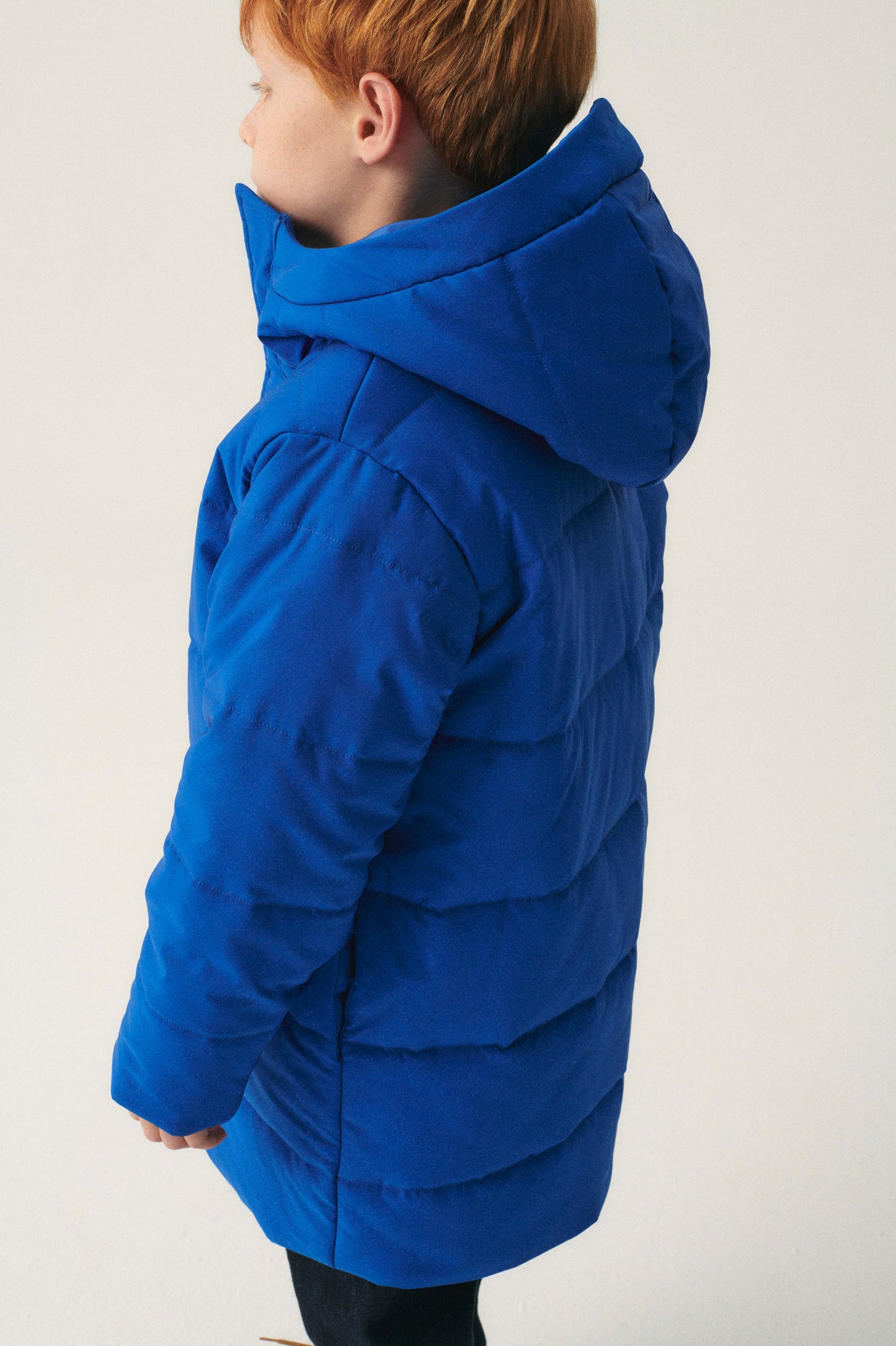 Unisex midi puffer coat with blue hood