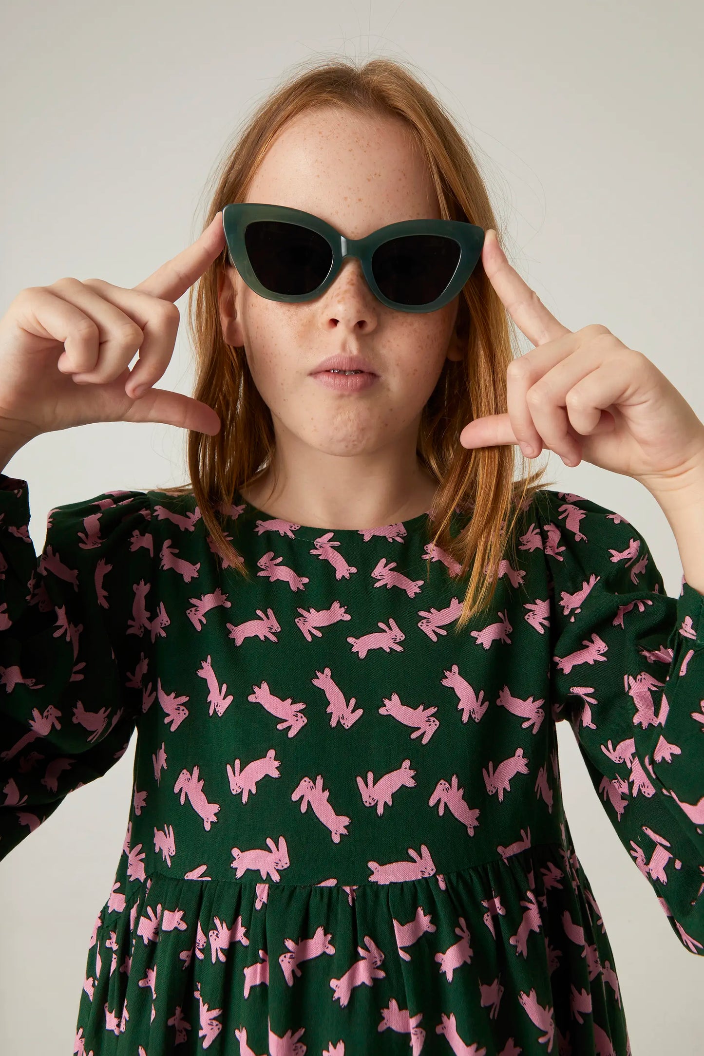 Girl's short dress with rabbit print