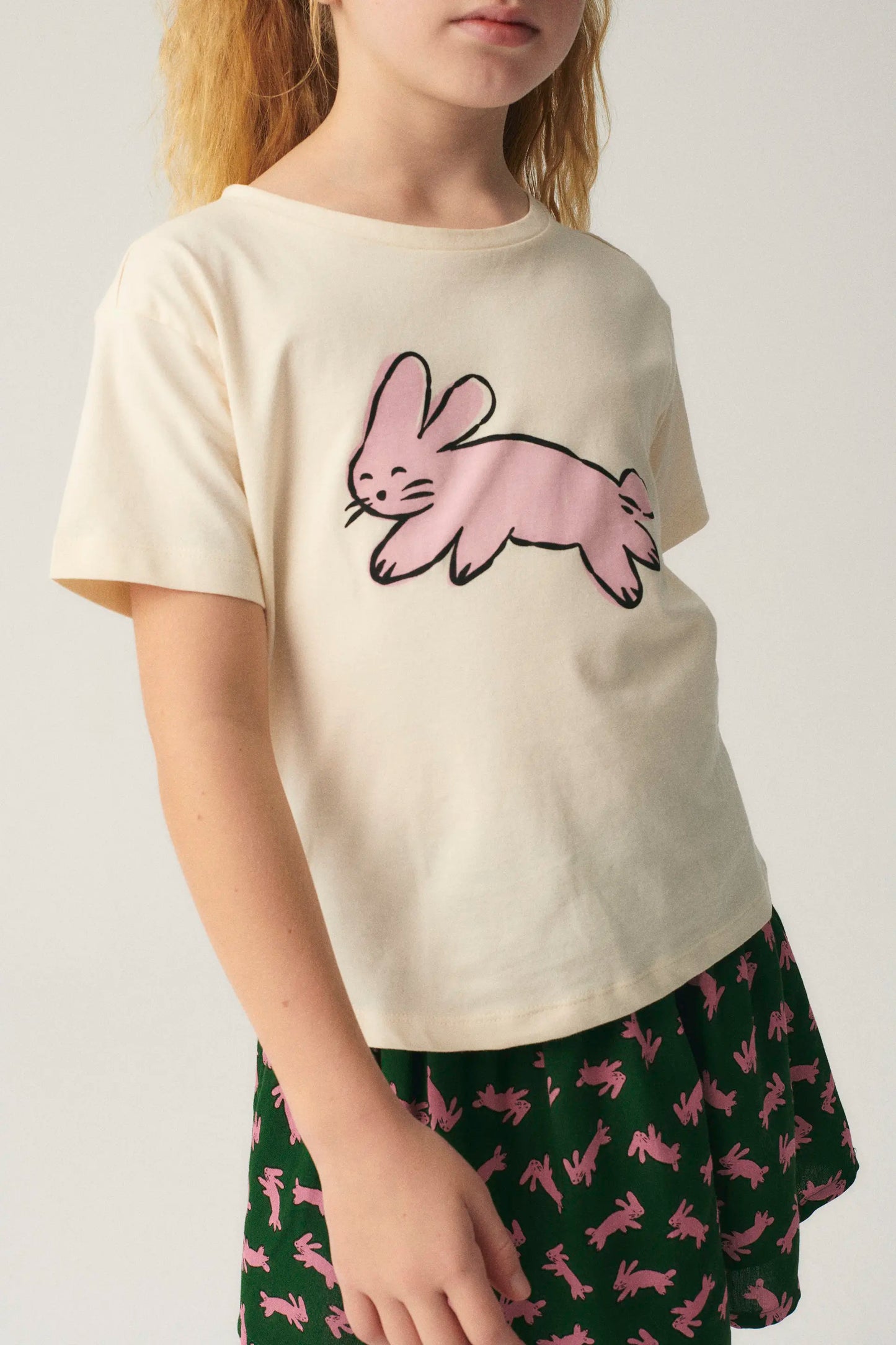 Camiseta unisex de algodón con gráfica de conejo