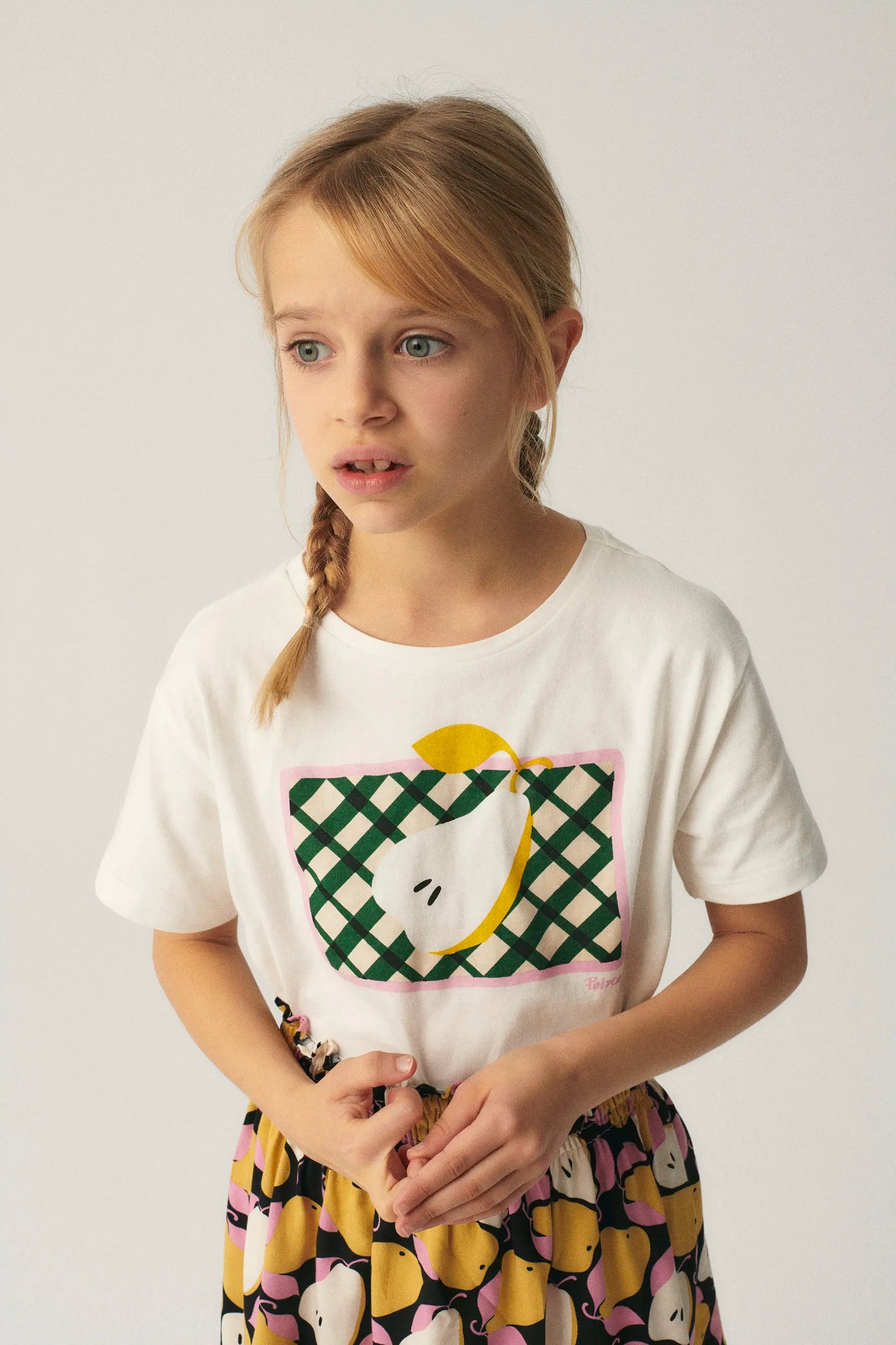 T-shirt unisex in cotone con grafica pera