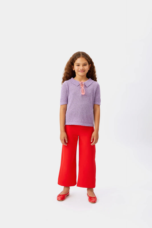 Pantaloni dritti rossi da ragazza