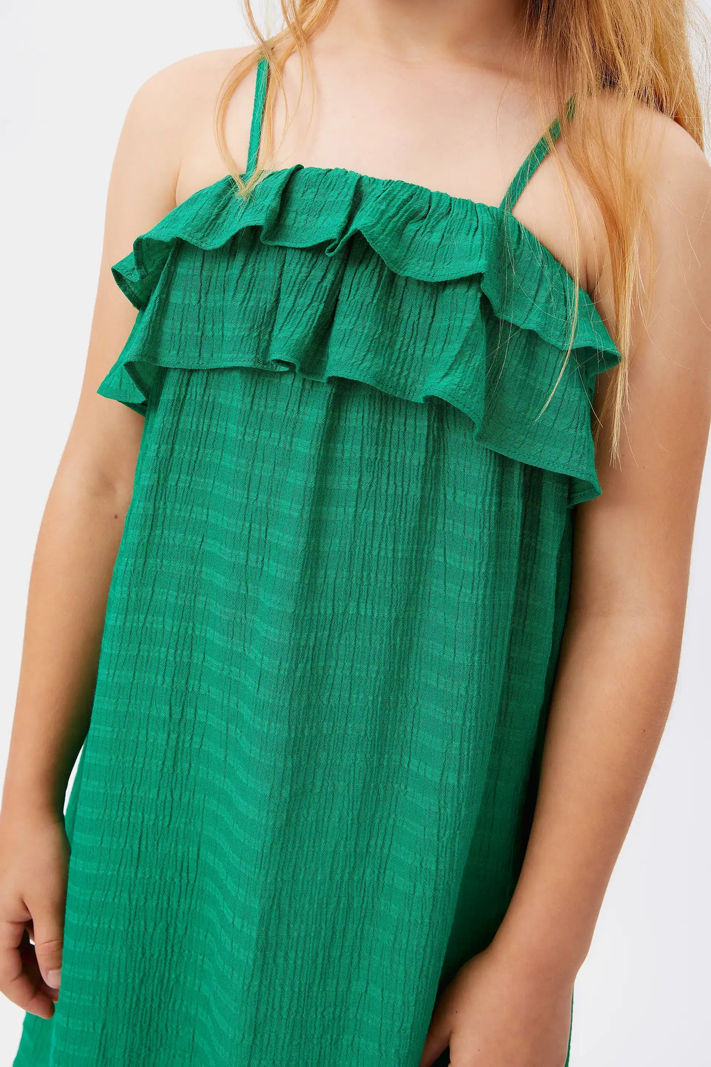 Vestido corto de niña volantes verde