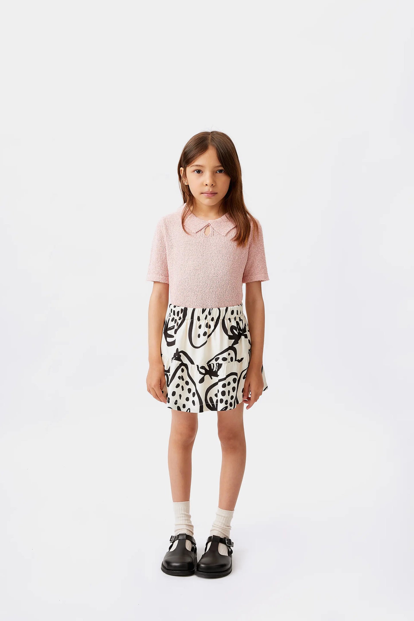 Falda corta de niña estampado fresas blanca