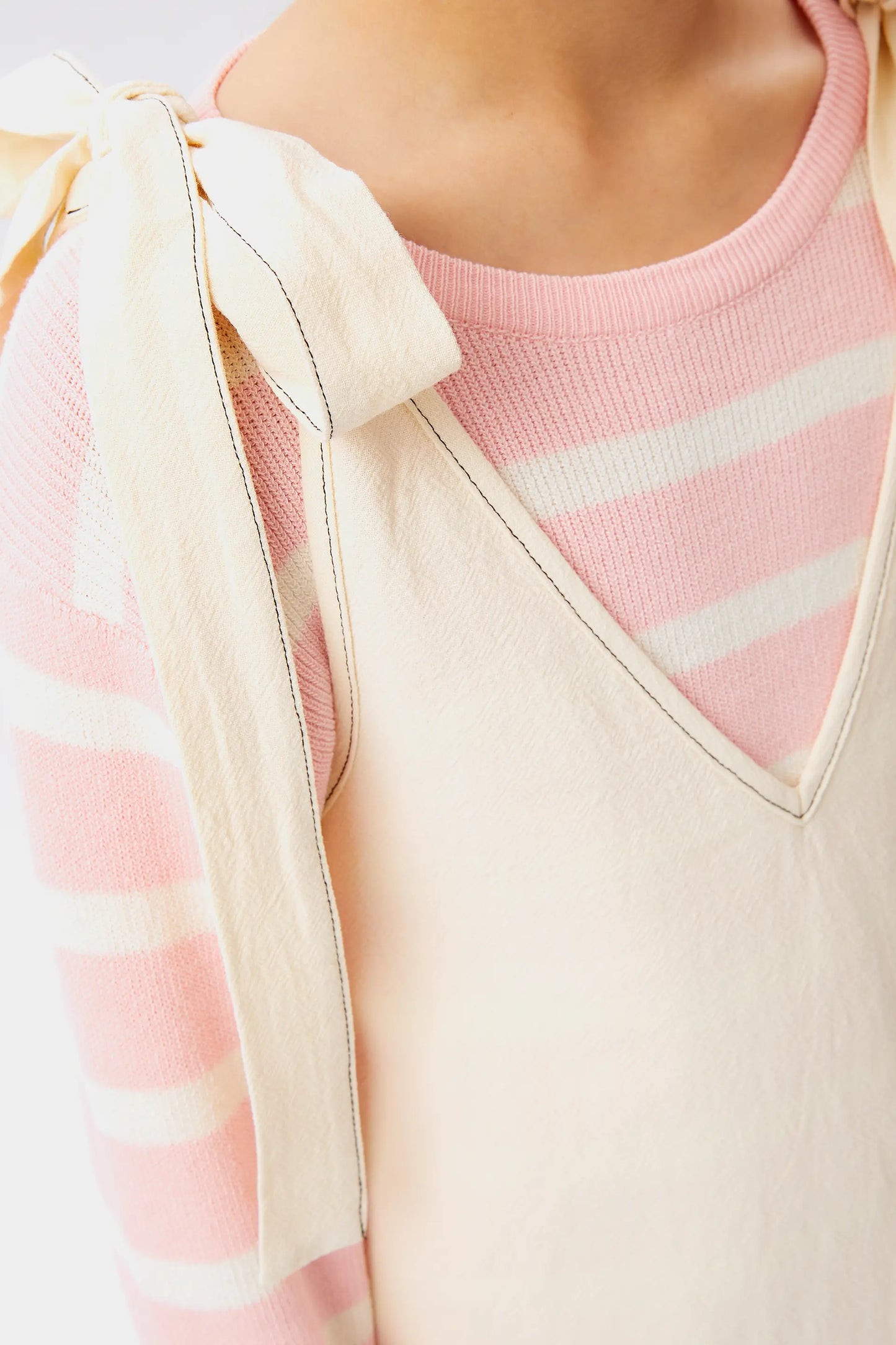 Short white bow girl dress