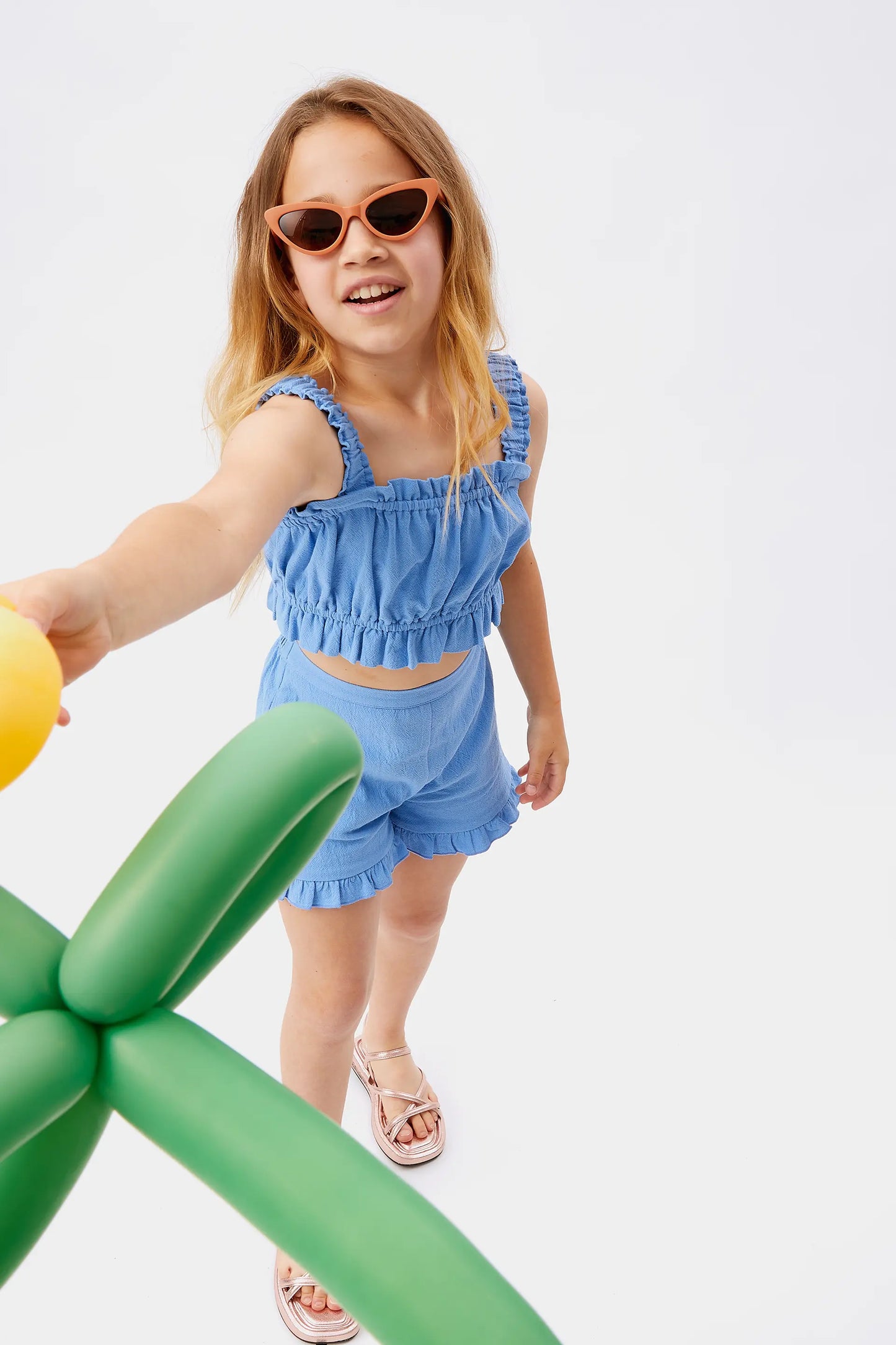Short de niña volantes azul