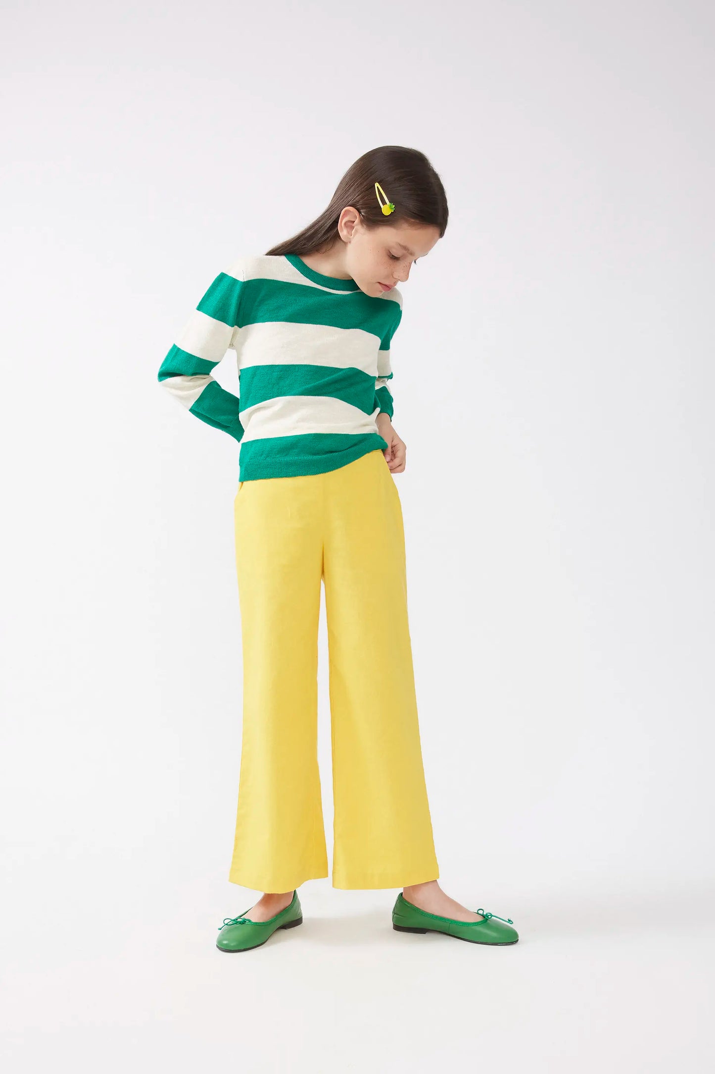 Maglione unisex con stampa a righe verdi