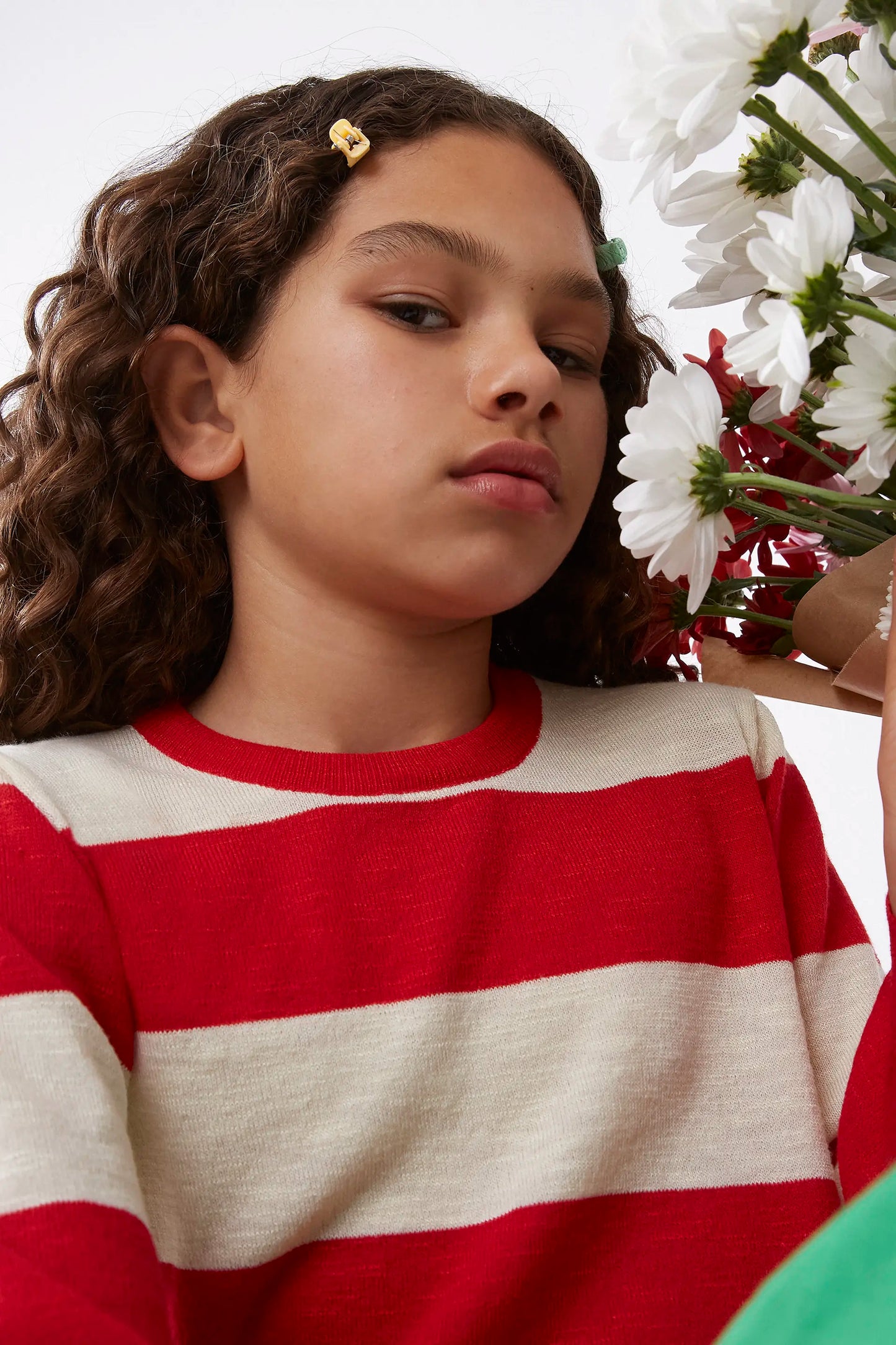 Maglione unisex con stampa a righe rosse