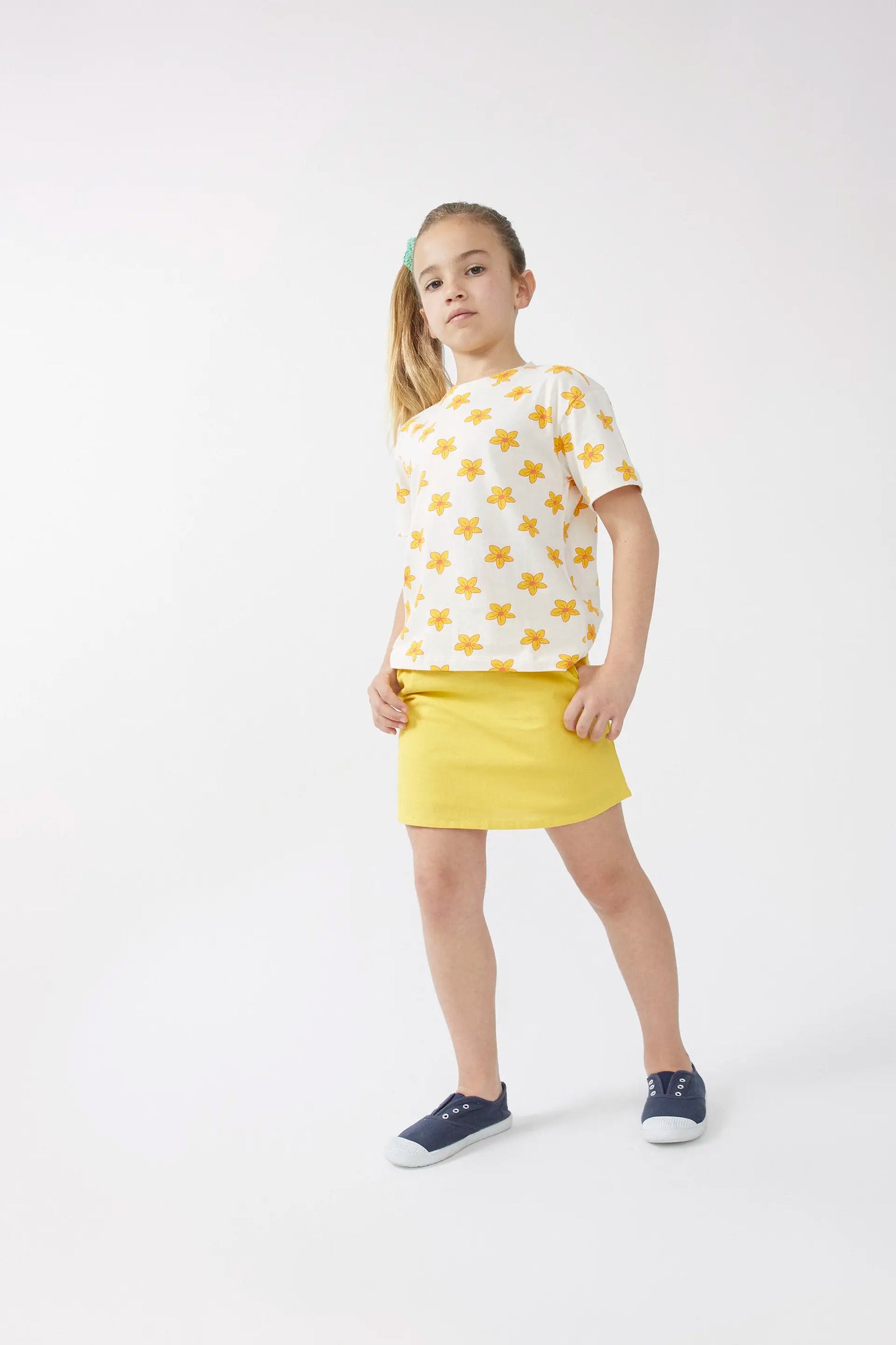 Unisex floral print t-shirt