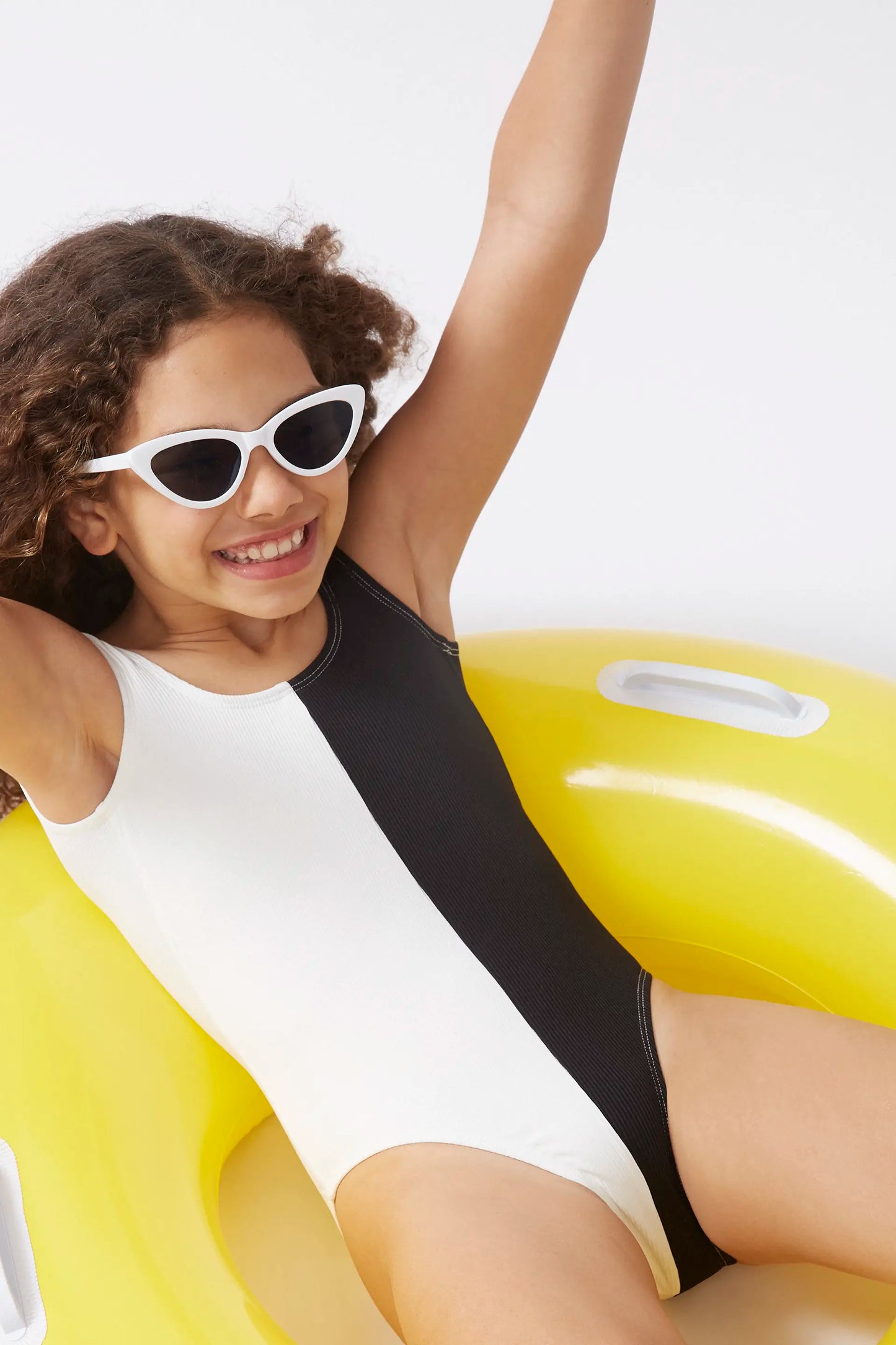 Black two-tone girl's swimsuit