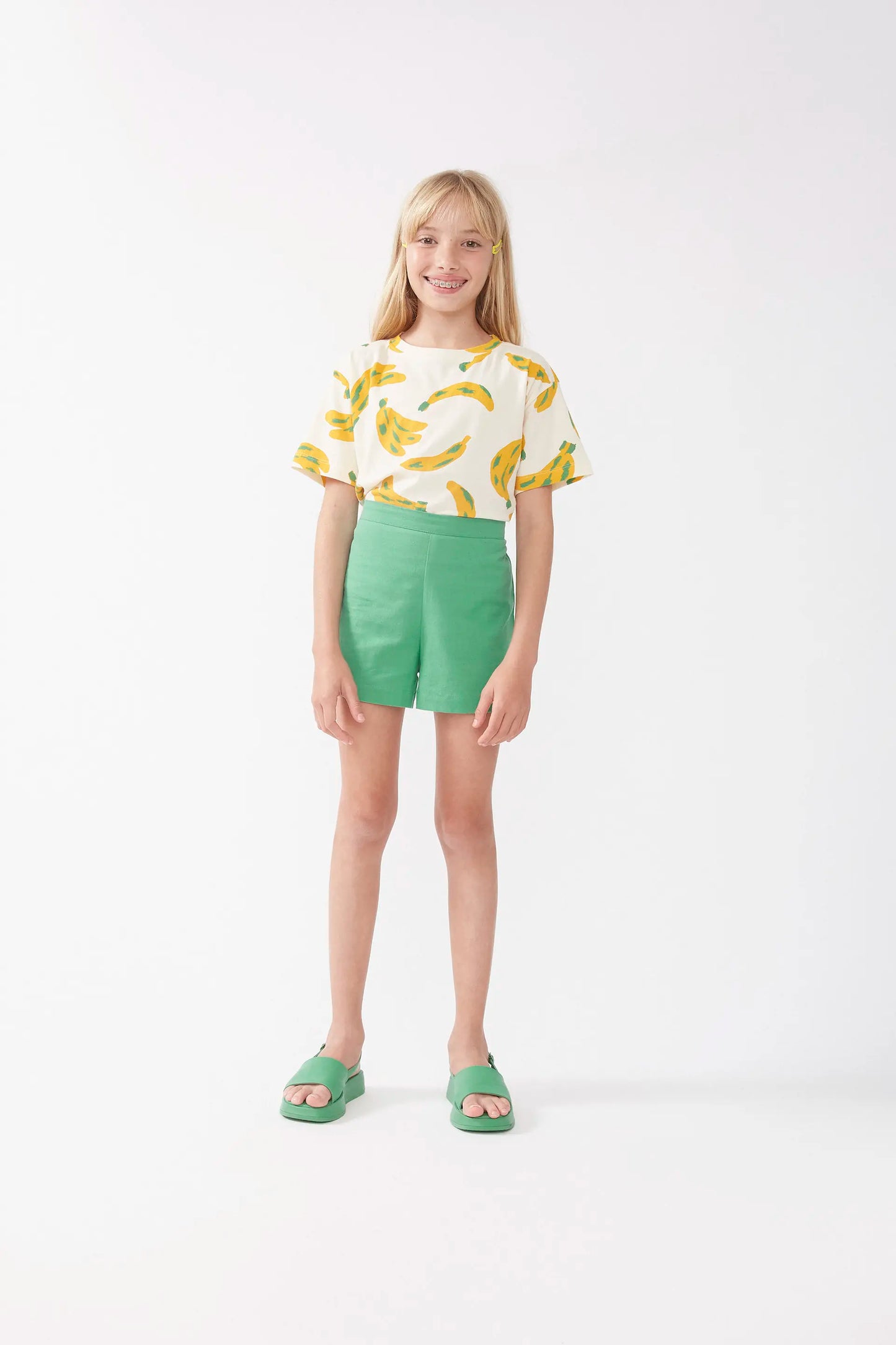Shorts de niña verdes