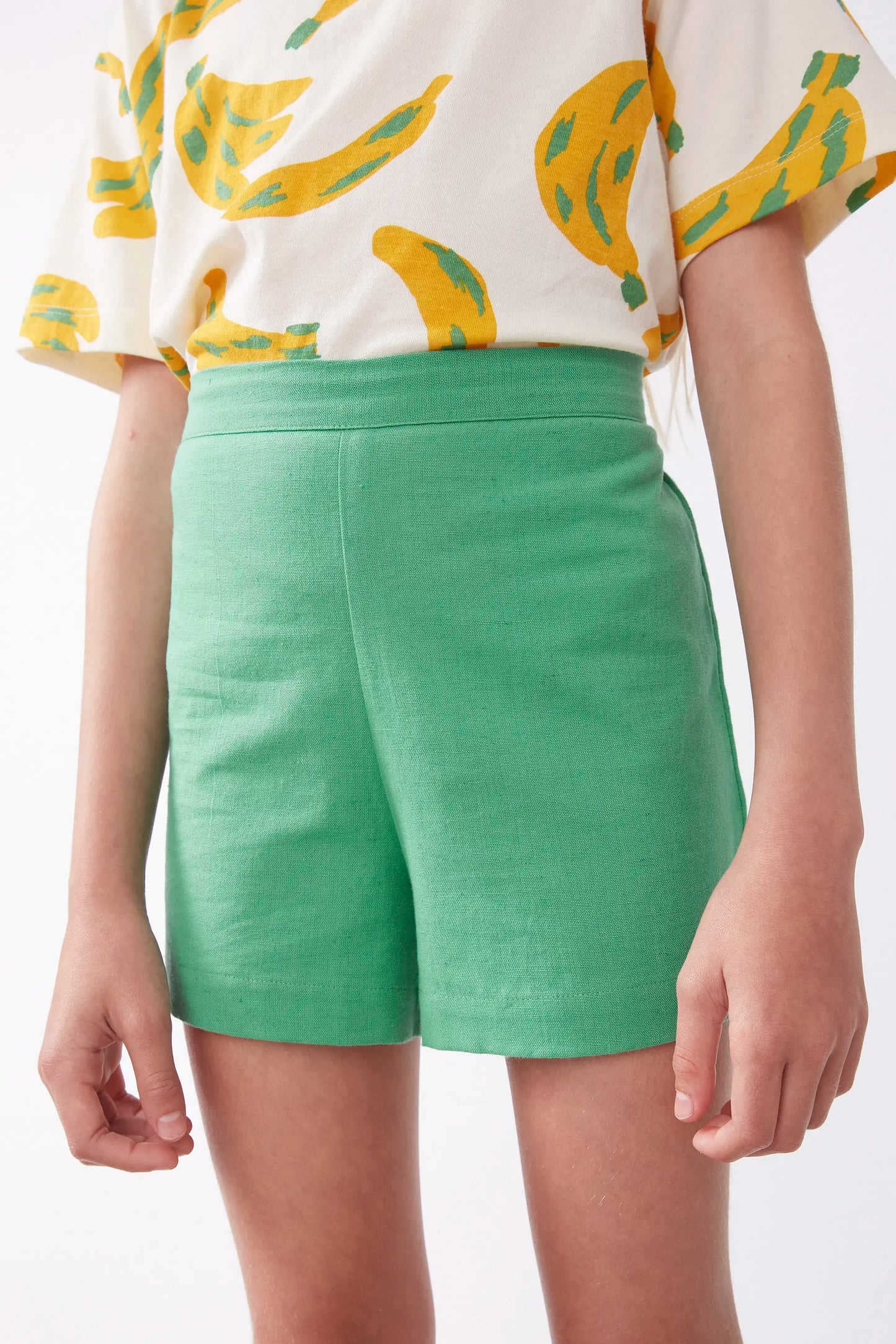 Shorts de niña verdes