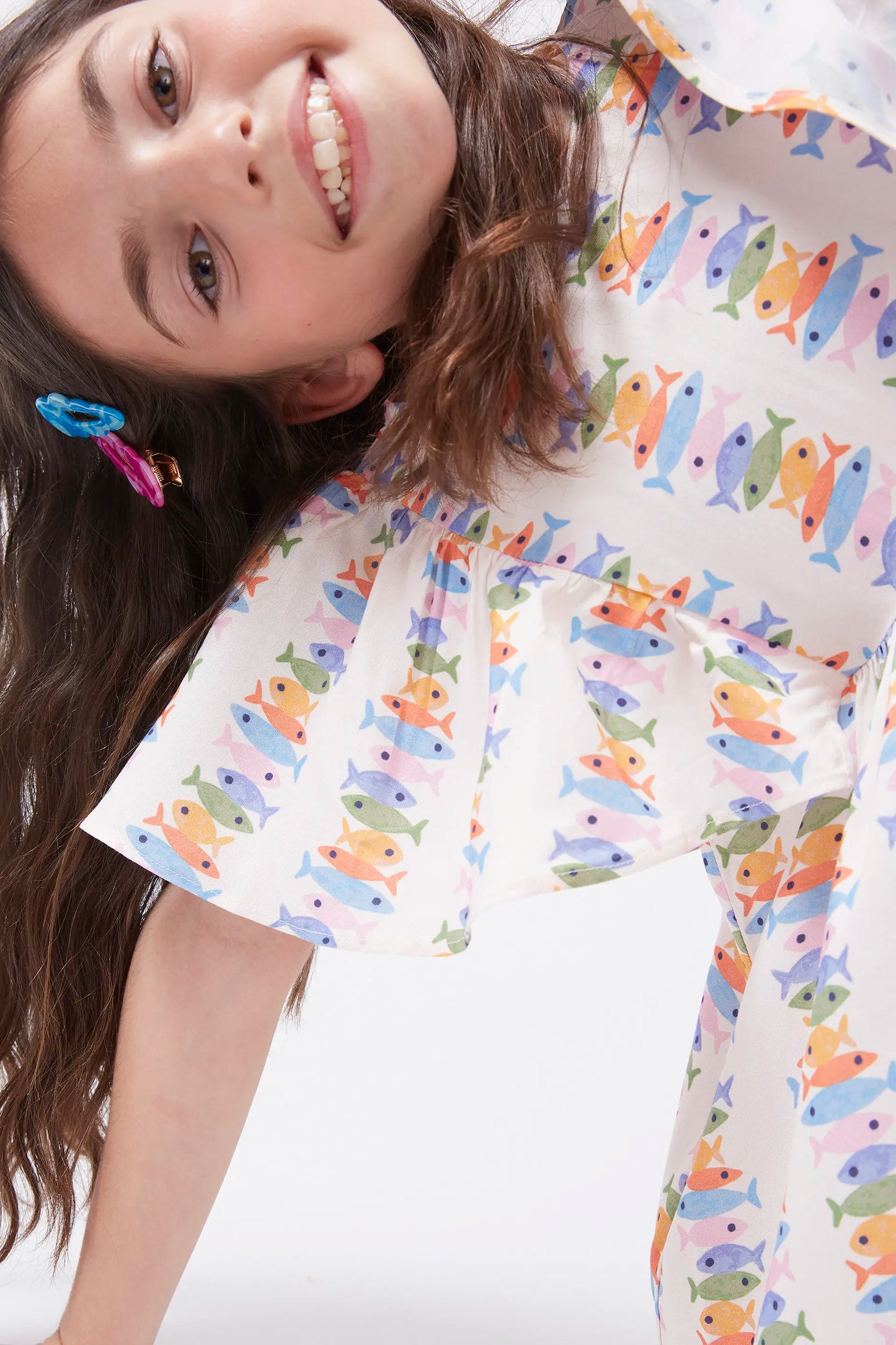 Vestido corto de niña rayón LENZING™ ECOVERO™ con estampado Marina
