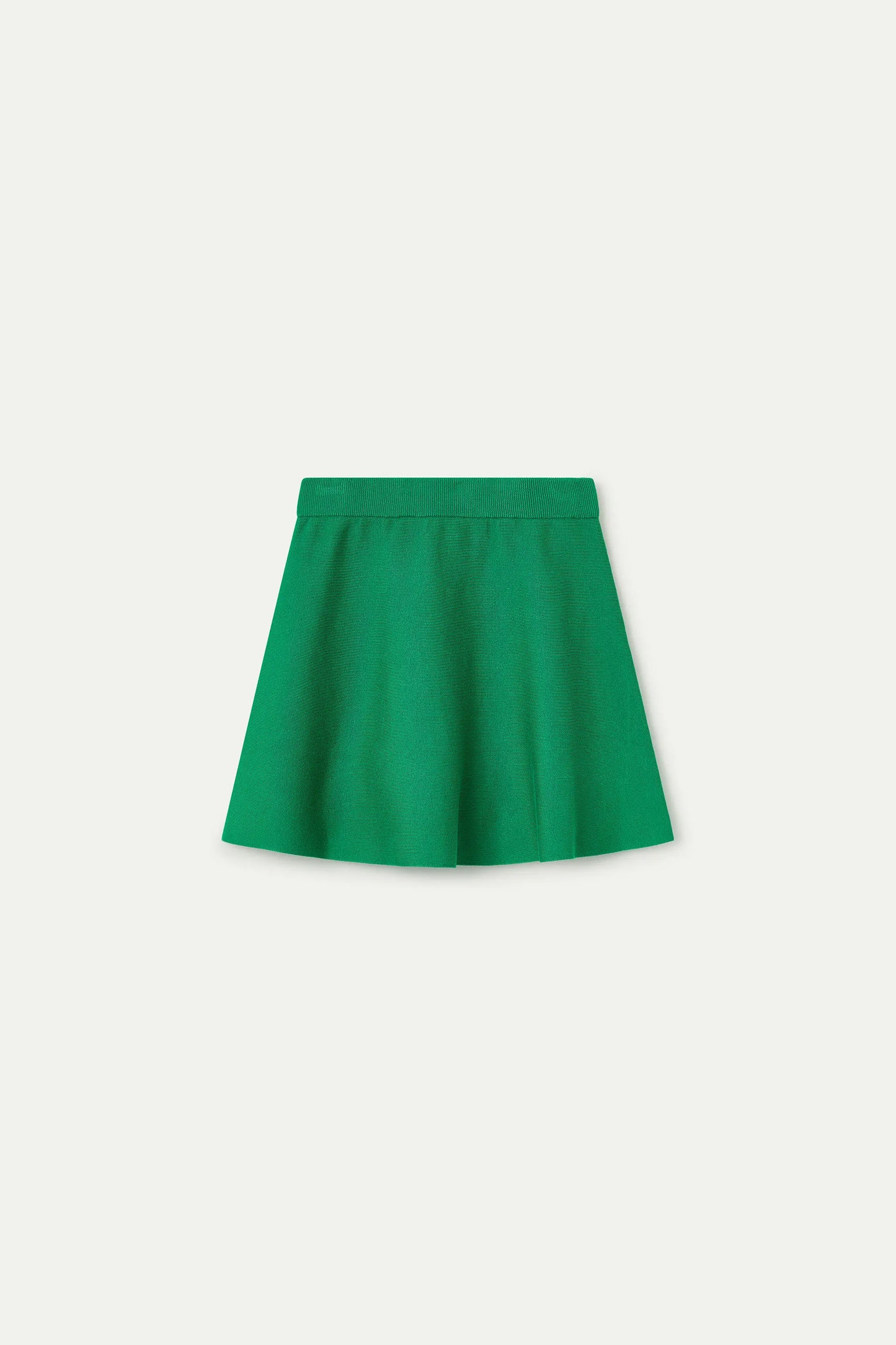 Falda corta punto verde
