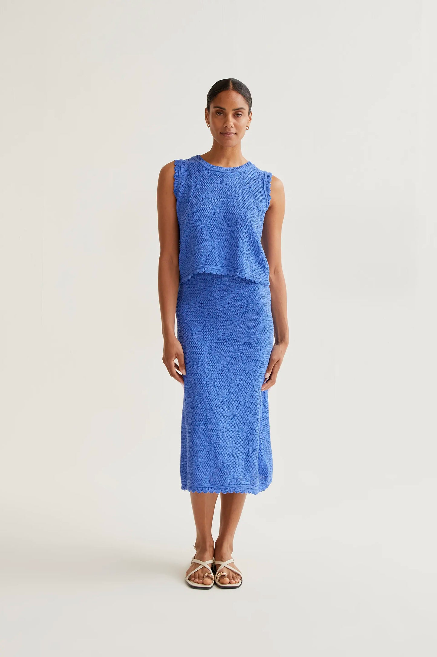 Falda midi con bordado encadenado azul