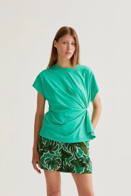 Camiseta 100% algodón verde con nudo lateral