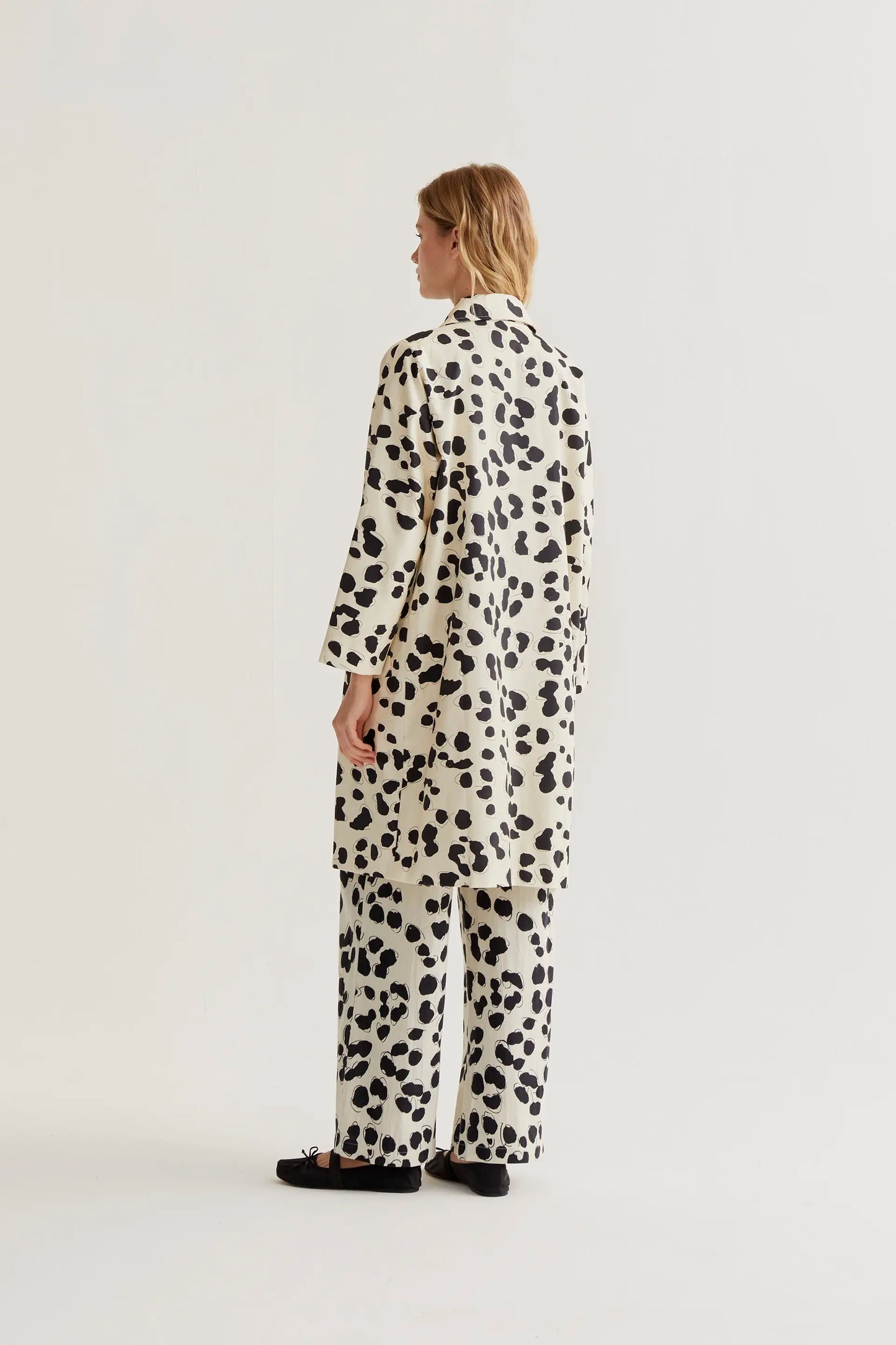 100% cotton gabardine with Dalmatian print