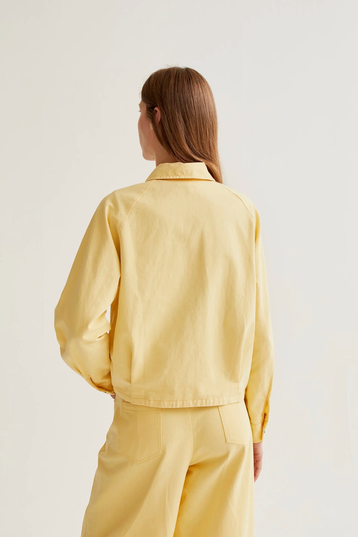 Chaqueta 100% algodón amarillo