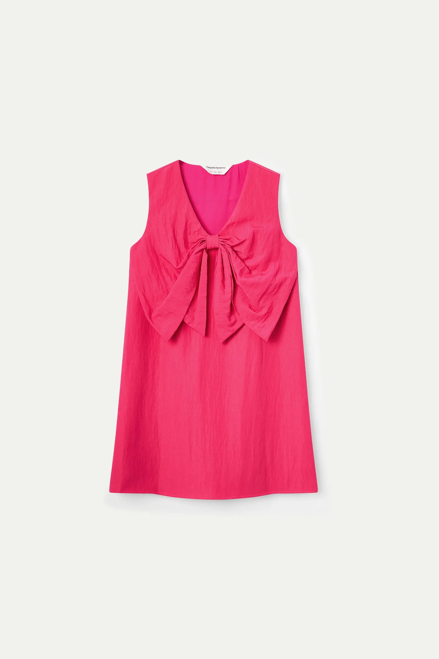 Vestido corto fucsia con maxi lazo