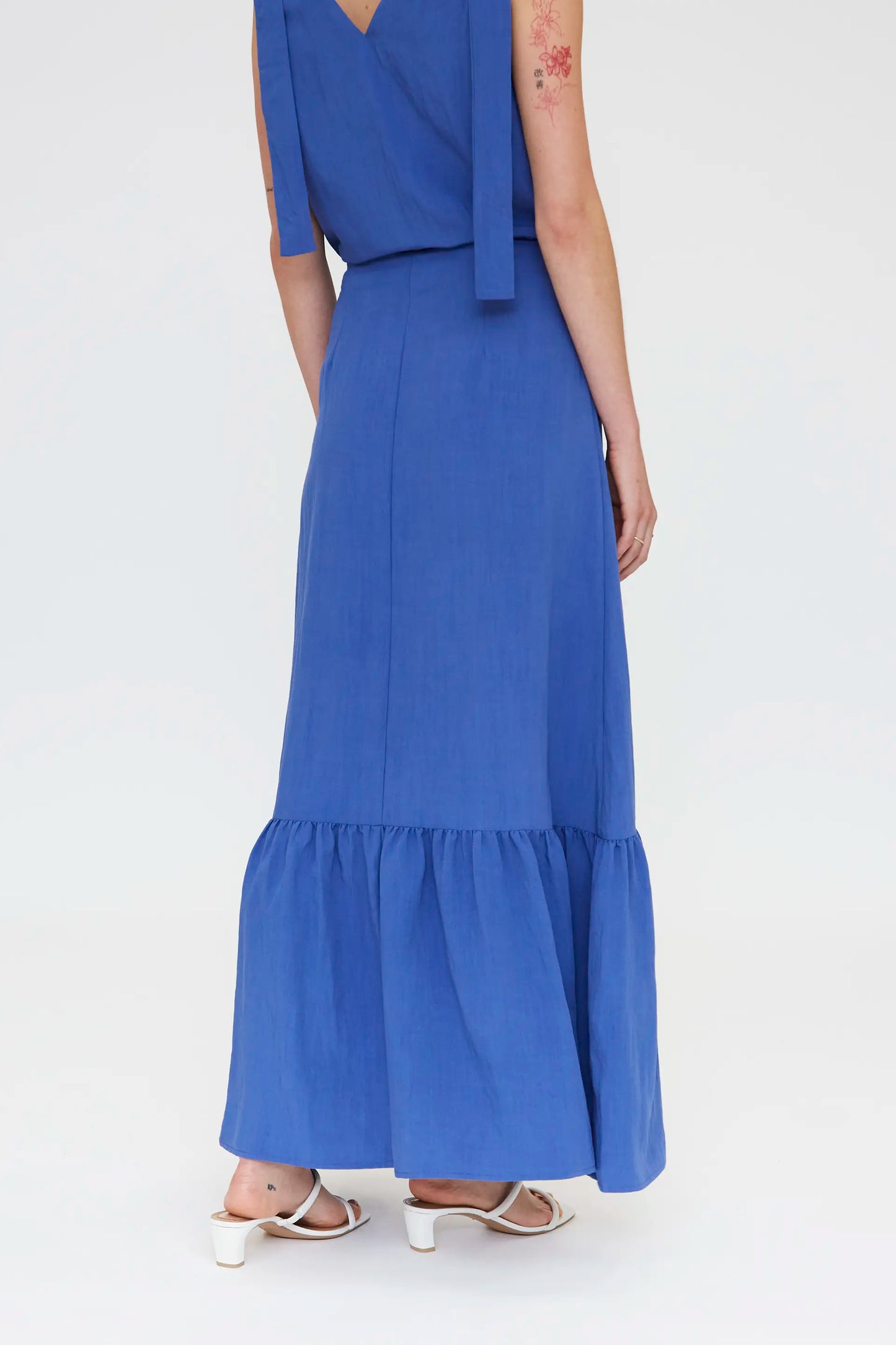 Long blue skirt with ruffles