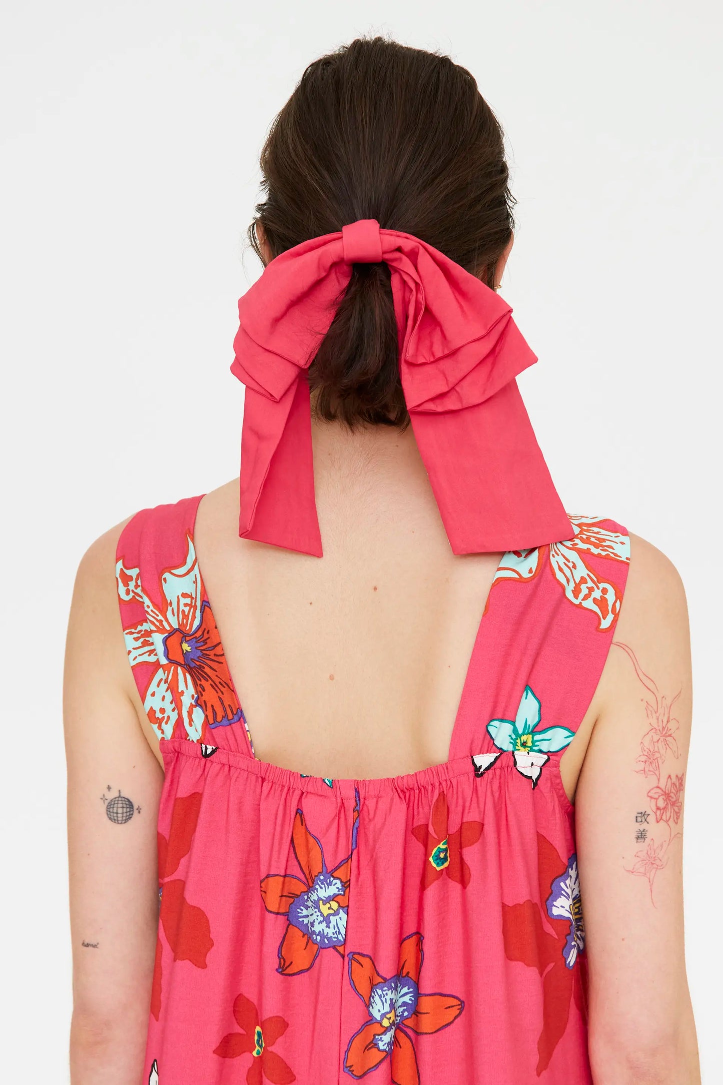 scrunchie con fiocco rosso