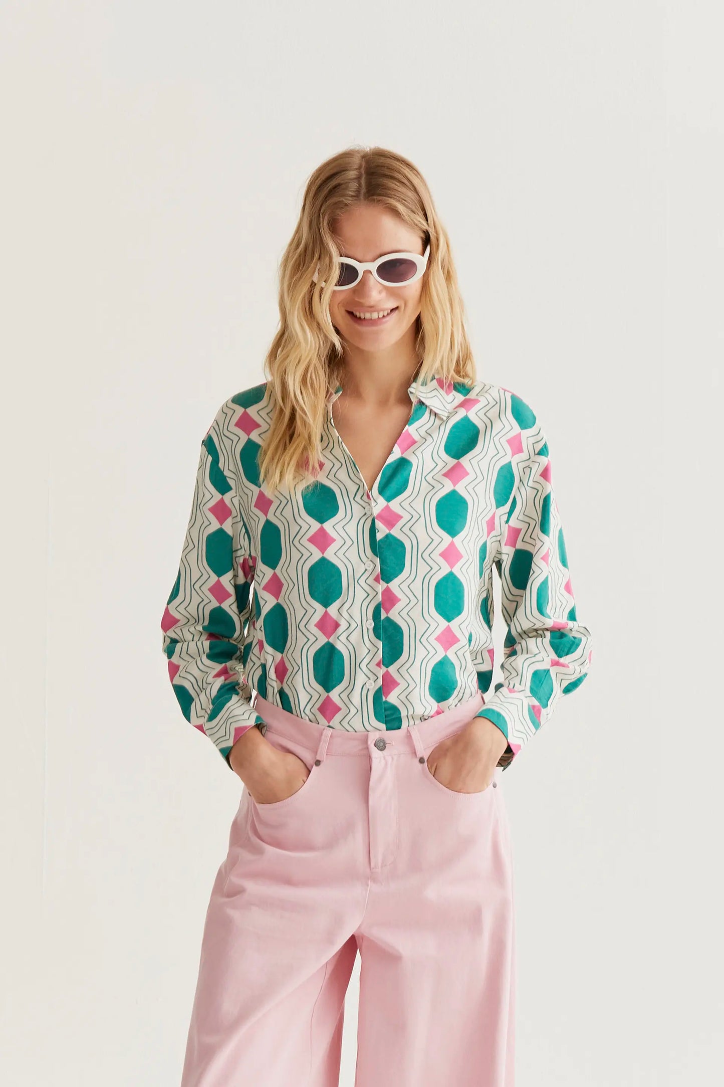 Shirt with Geometric print