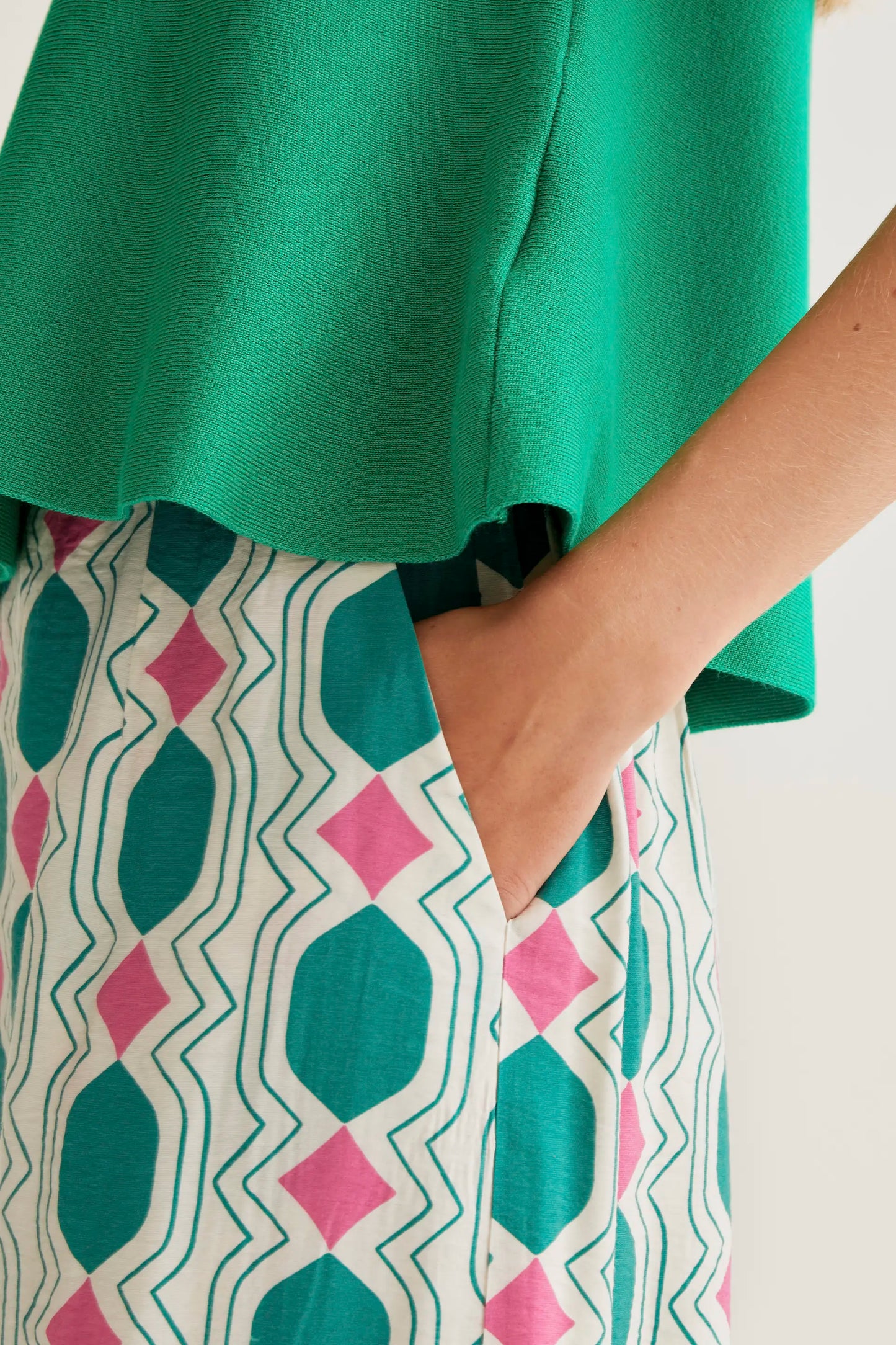 MDI skirt with Geometric print