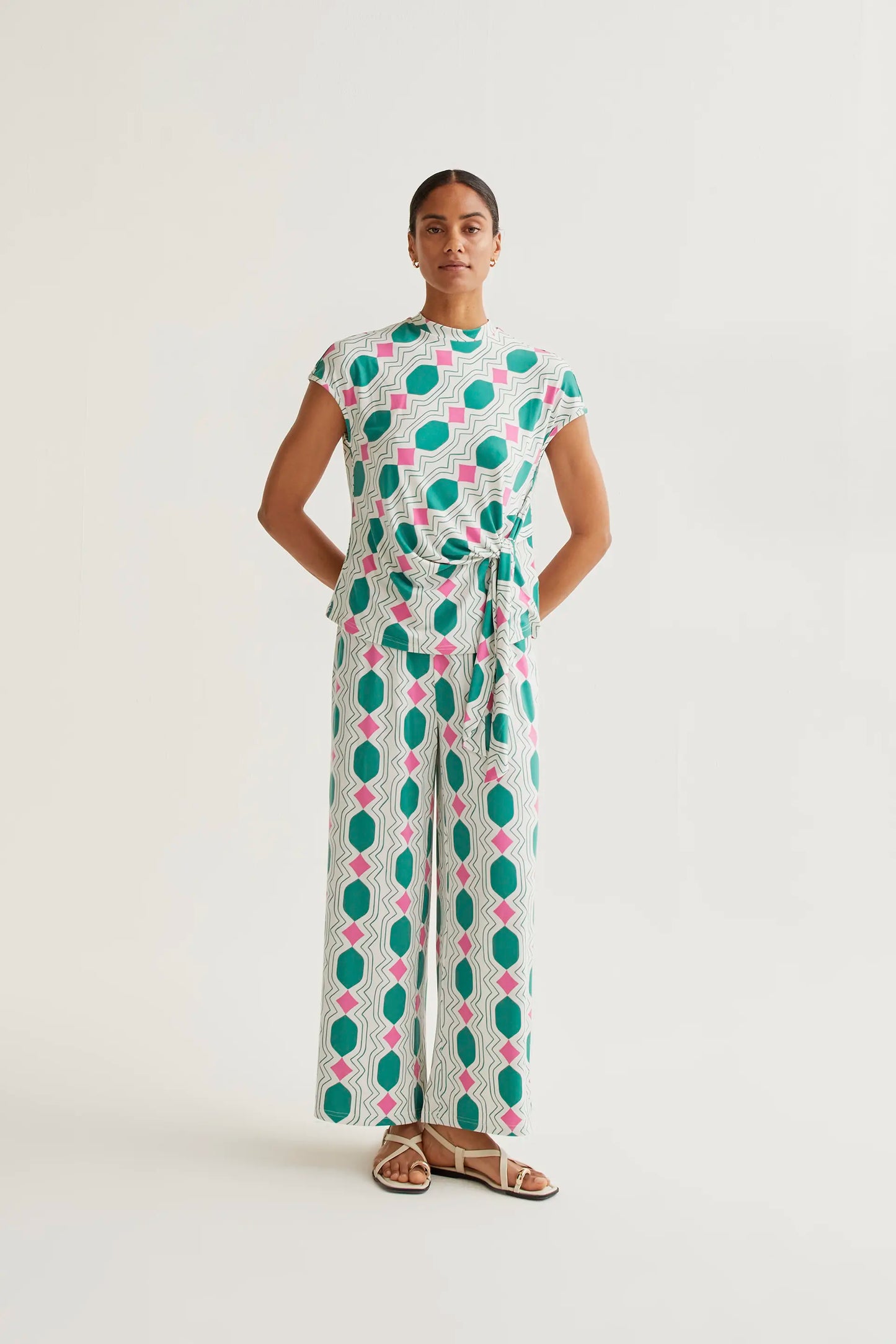 Pantalón con estampado Geometric