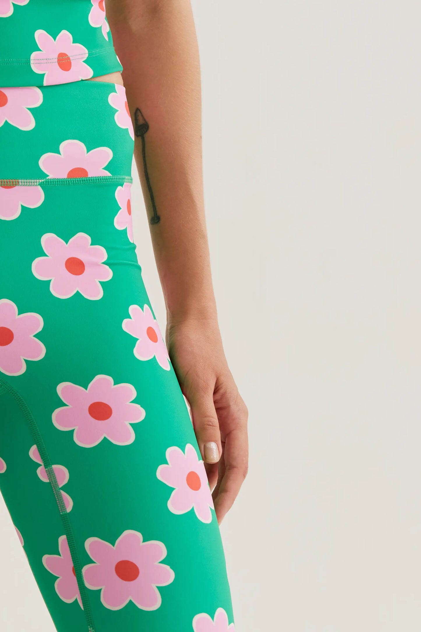 Pink Flowers Print Sports Leggings