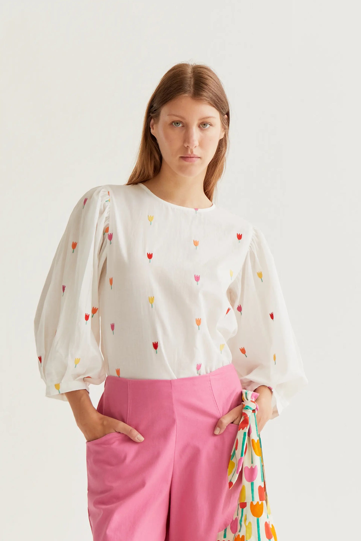 Top 100% algodón con estampado Multi Tulip