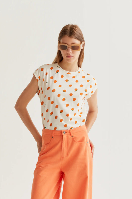 Camiseta con estampado de naranjas