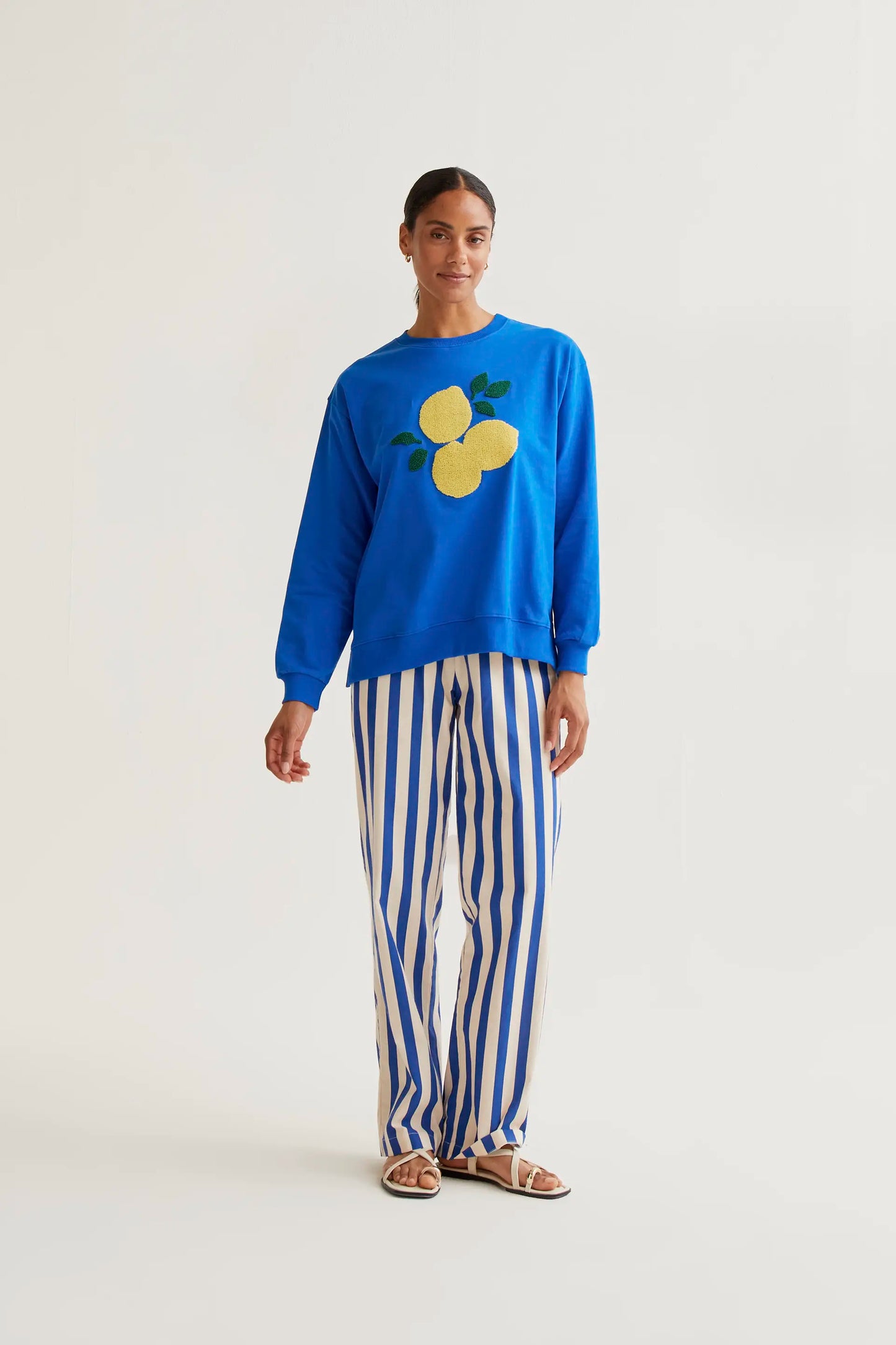 Sudadera con bordado de Limones gigante