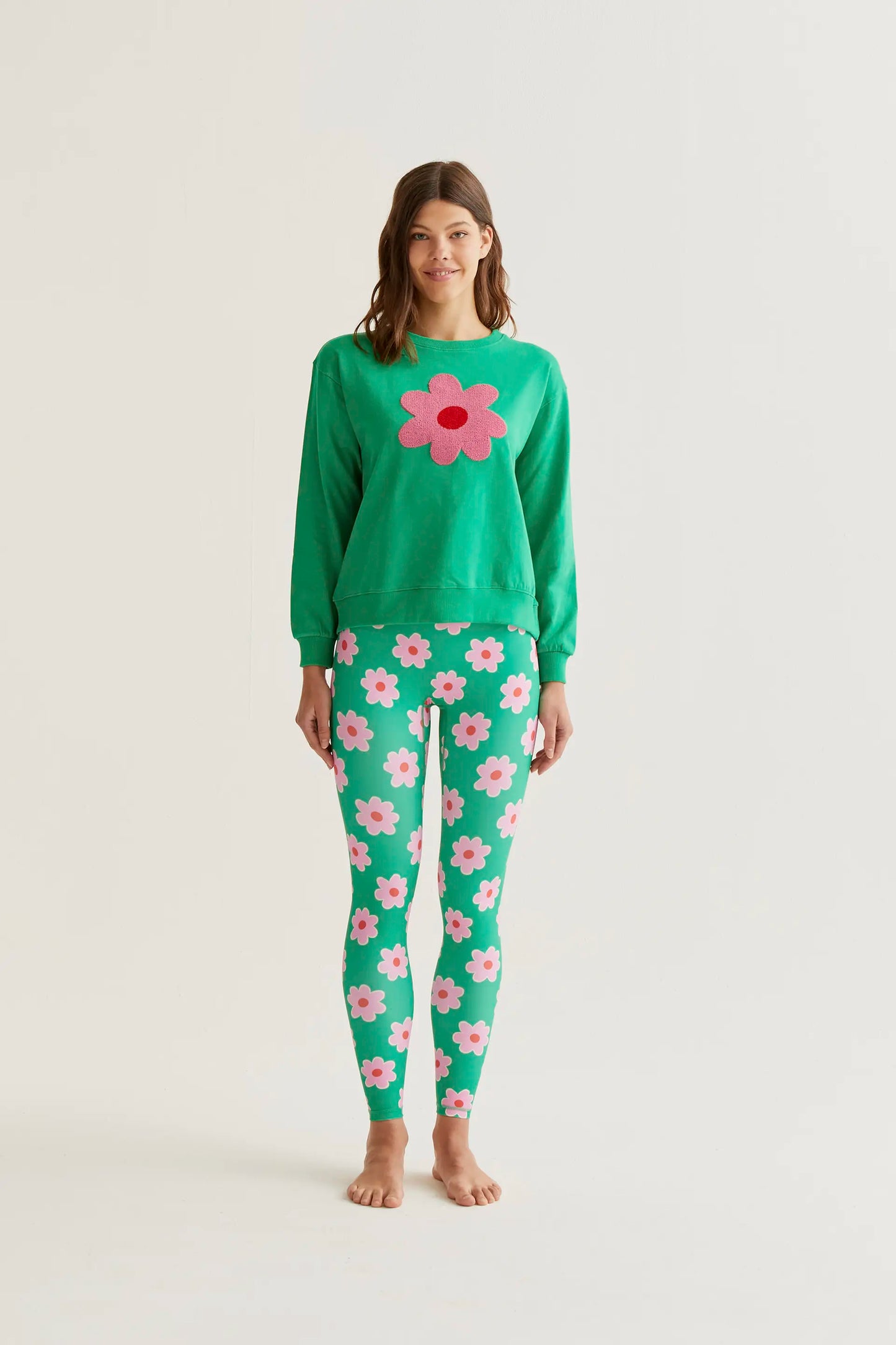 Sweatshirt with giant pink flower embroidery
