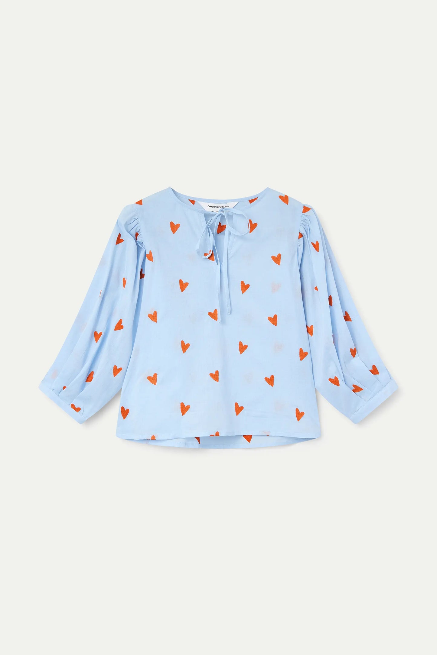 Top con bordado de corazones