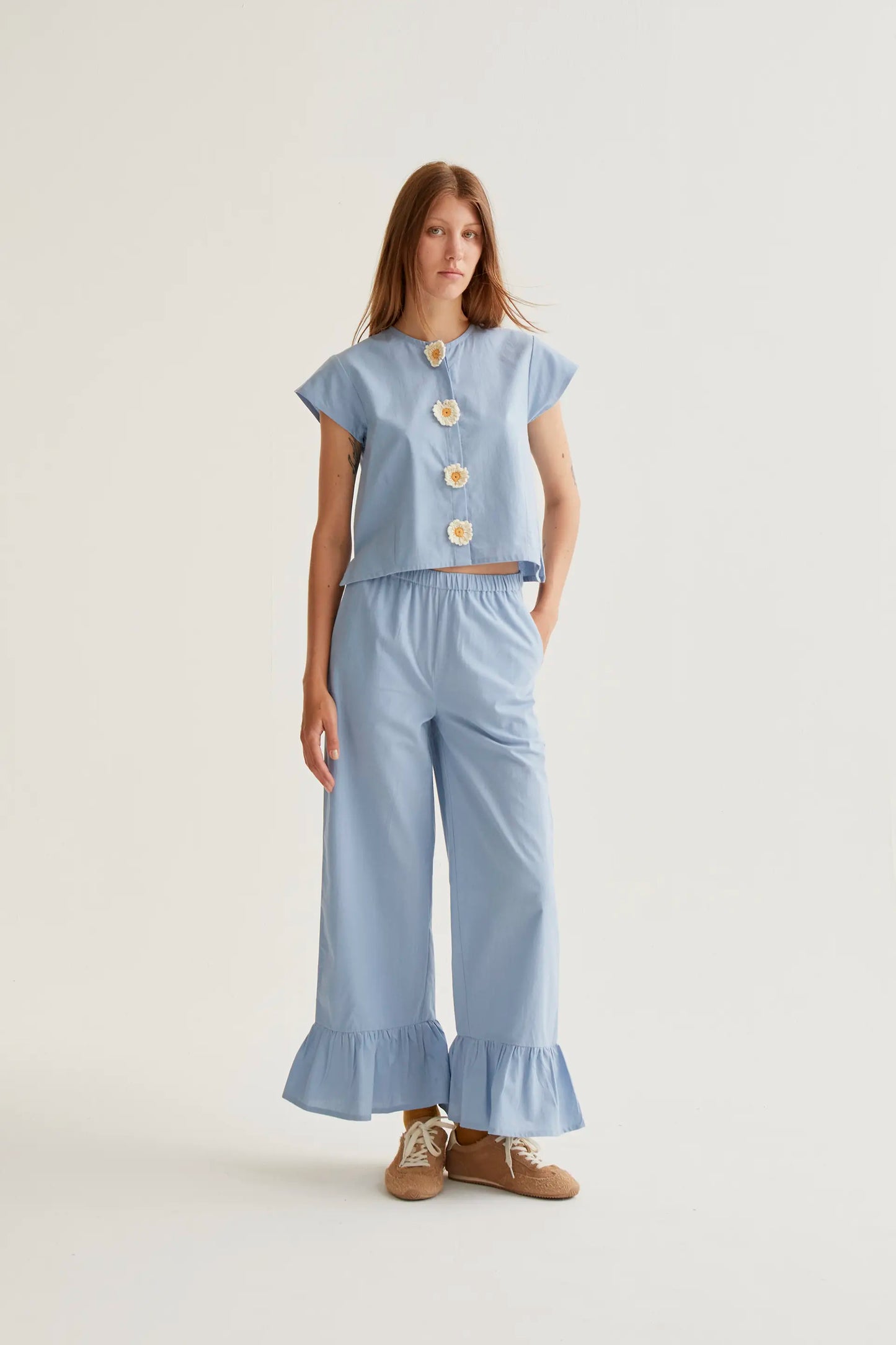 Shirt with daisy details