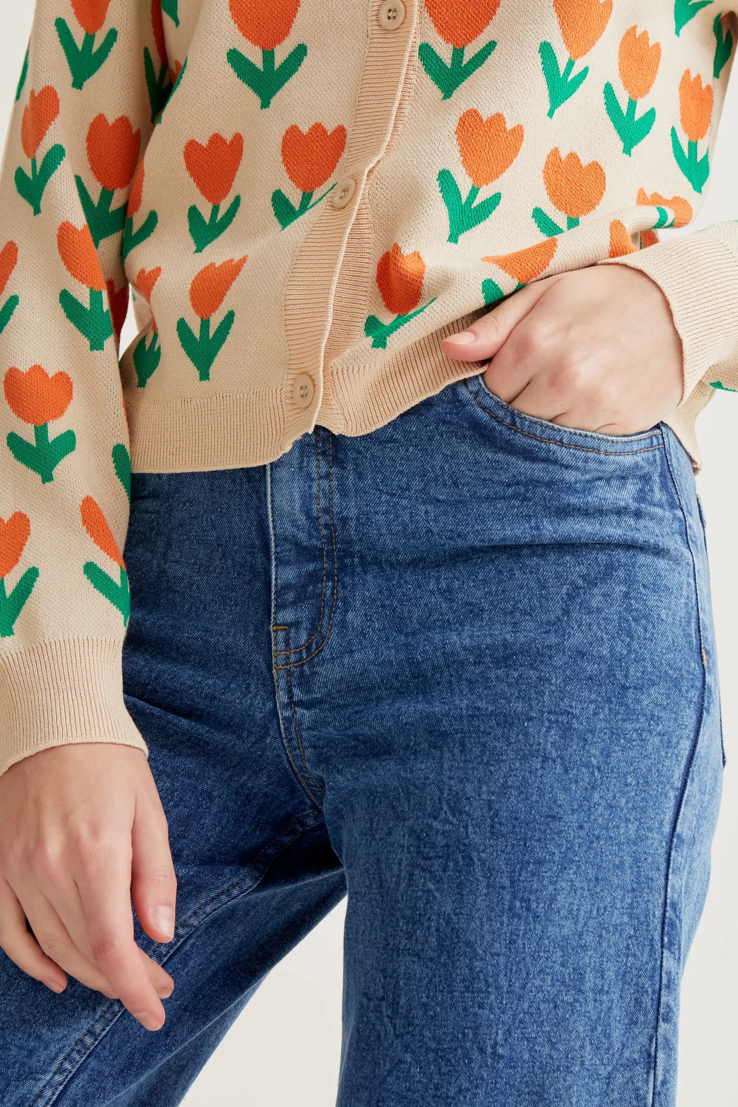 Blue jeans with raw-cut hem