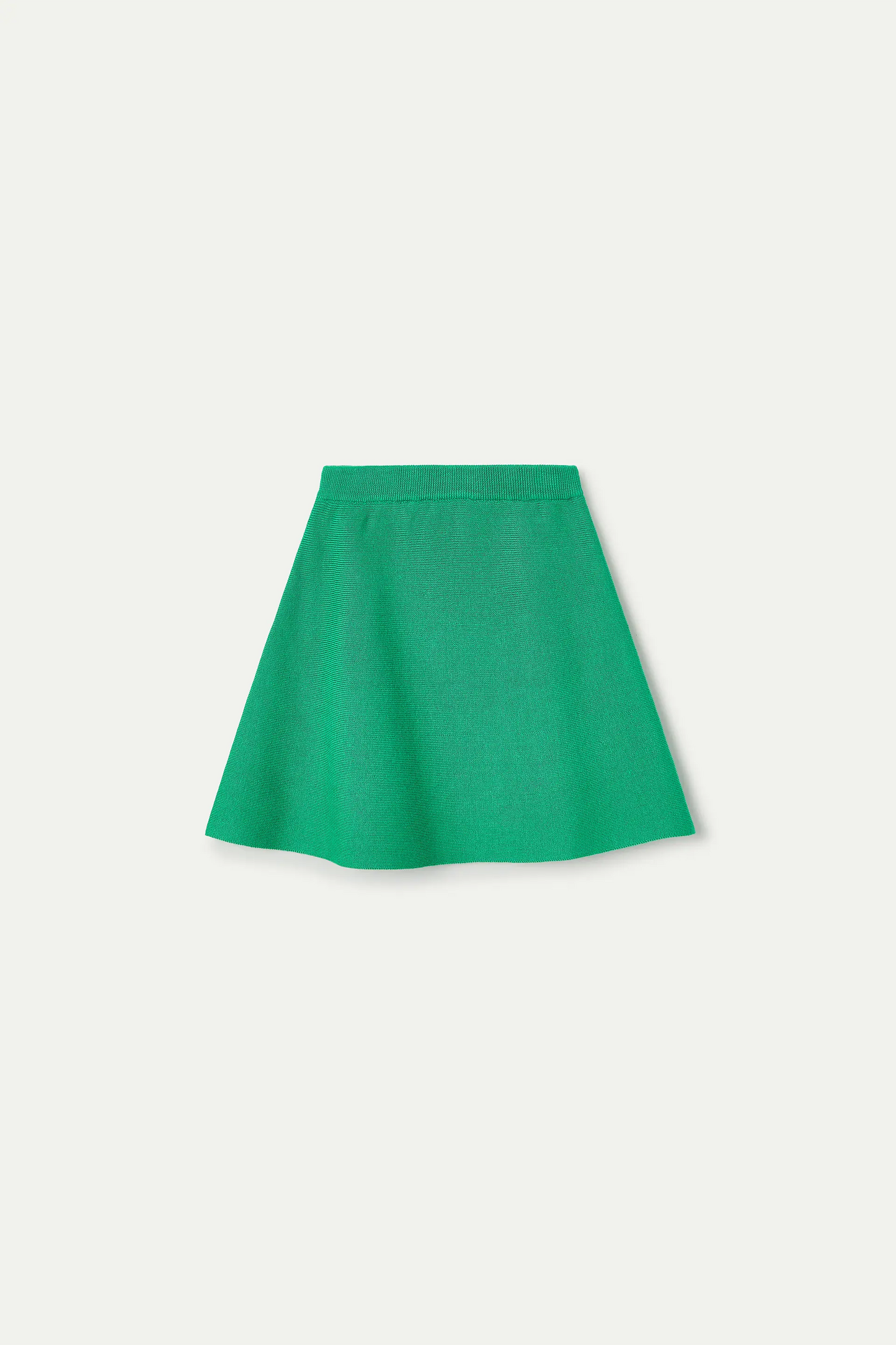 Falda corta de niña punto verde