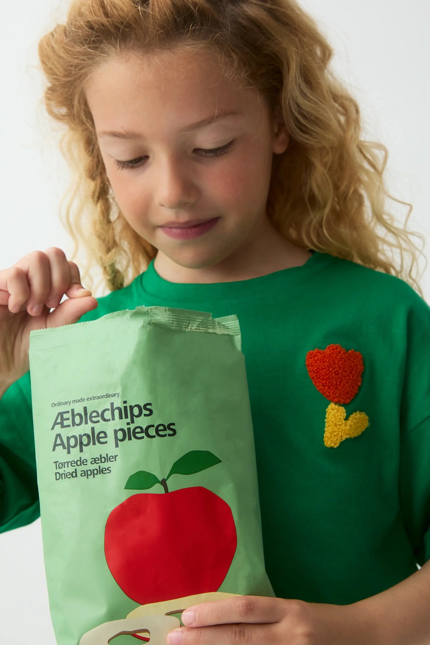T-shirt da bambina con ricamo di tulipani
