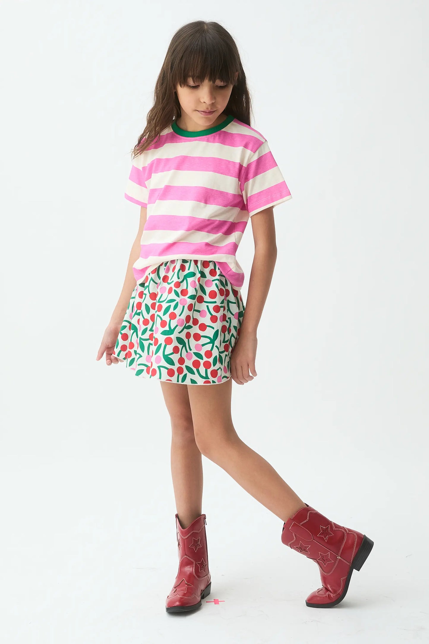 Girl's t-shirt with pink and white striped print