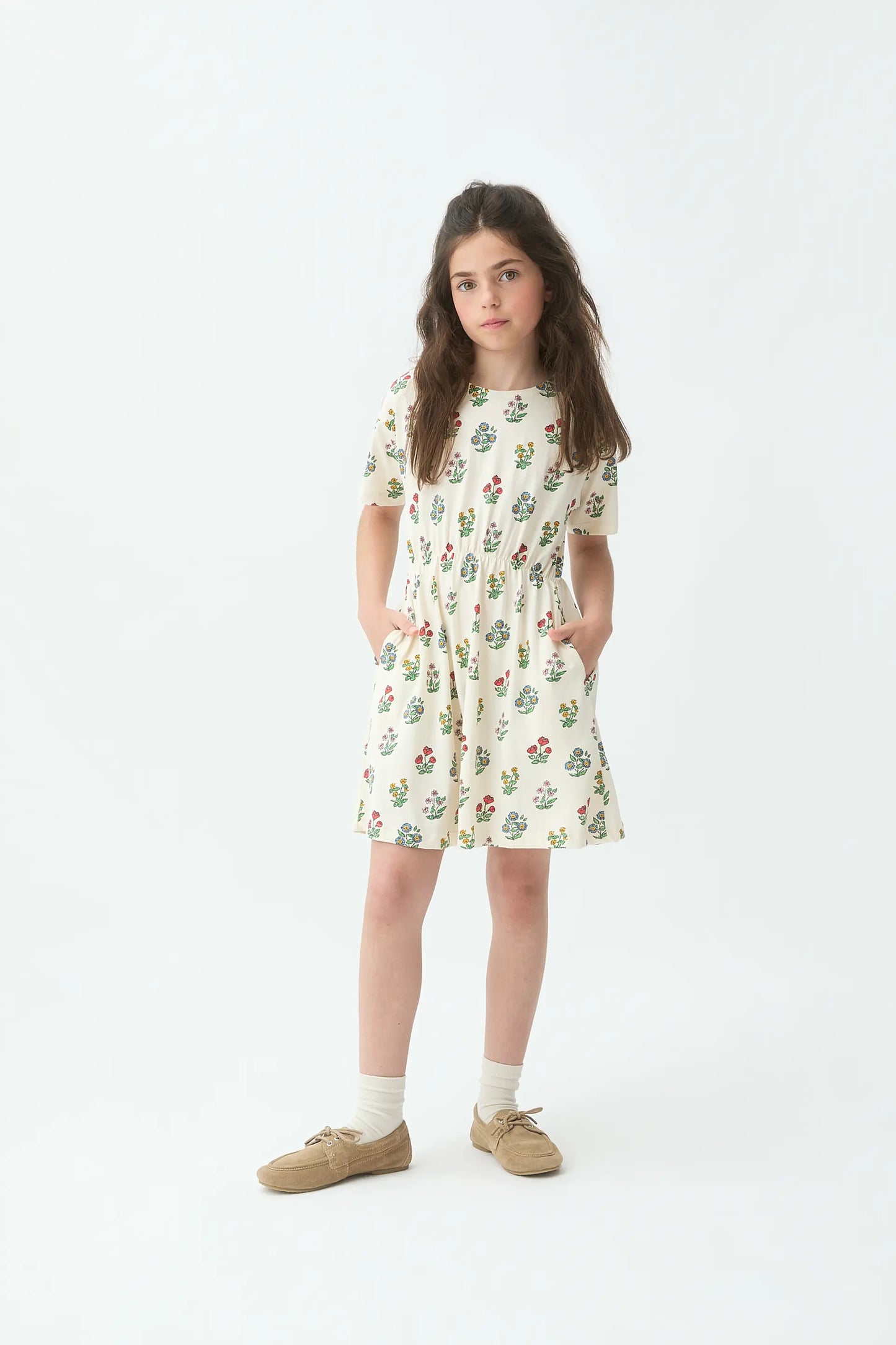 Short dress for girls with gardener print