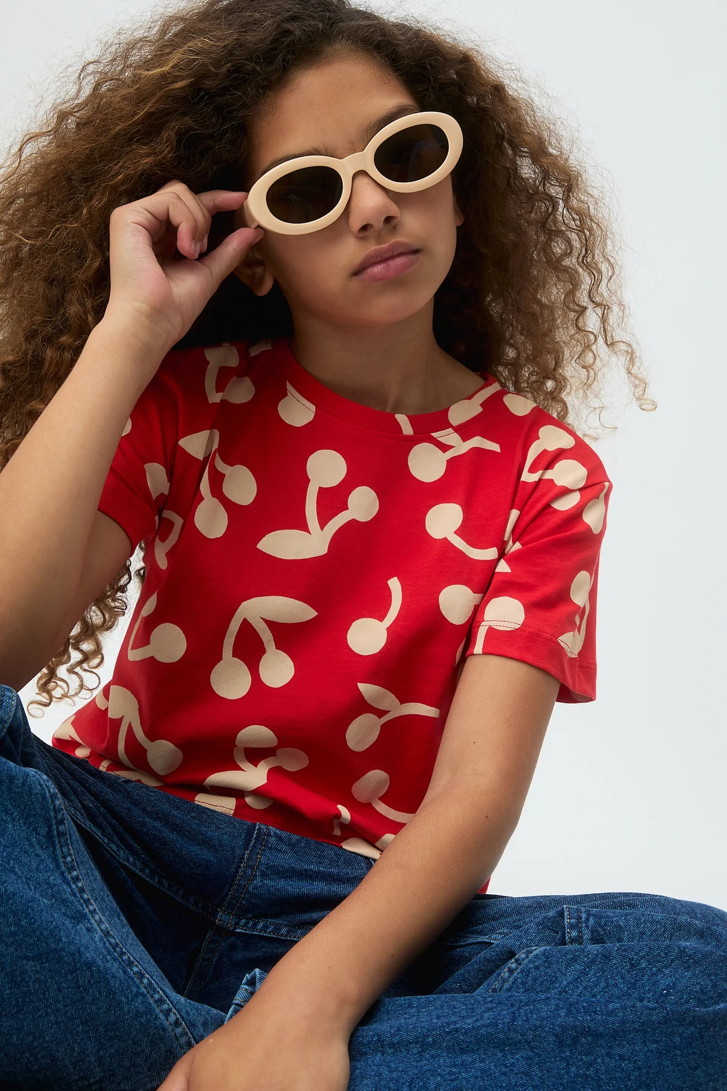 T-shirt da bambina con stampa di ciliegie