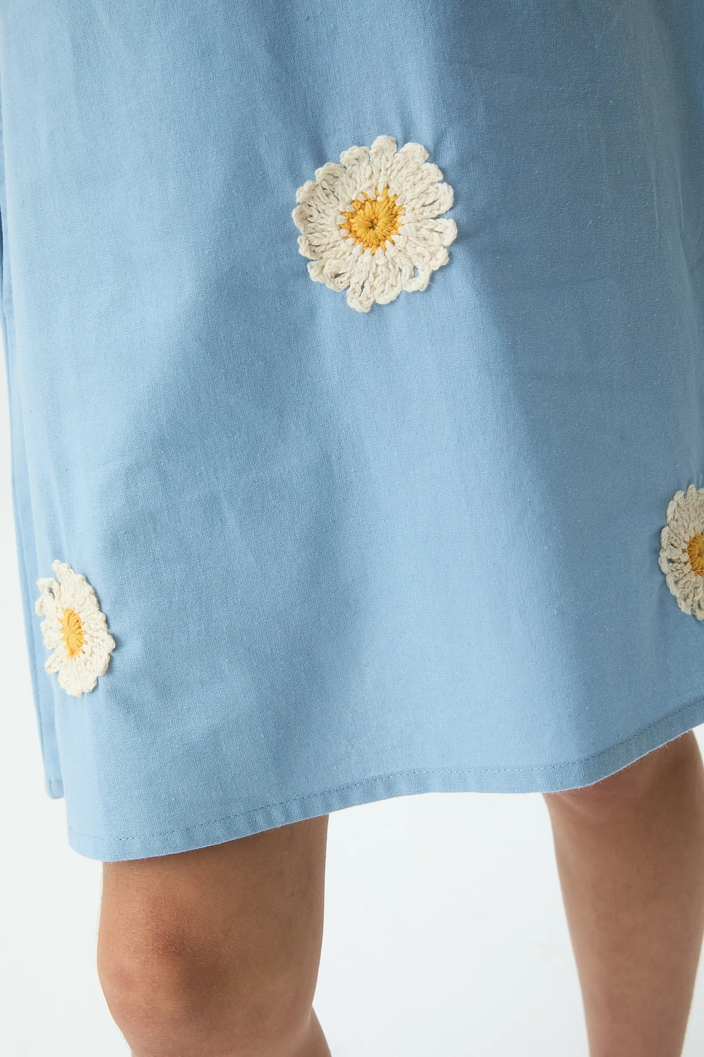 Short dress for girls, 100% cotton, with daisies