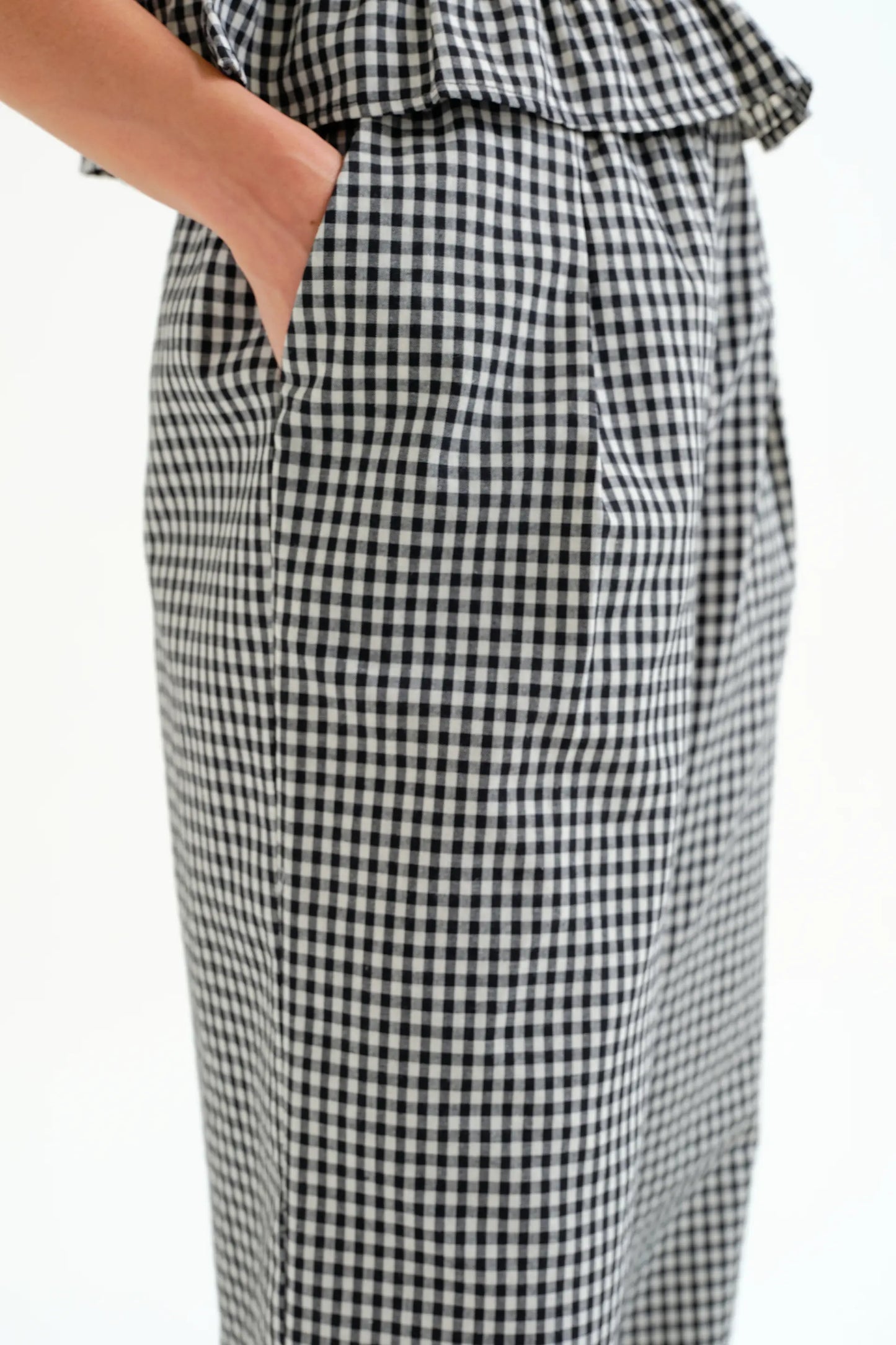 Pantaloni a quadri neri
